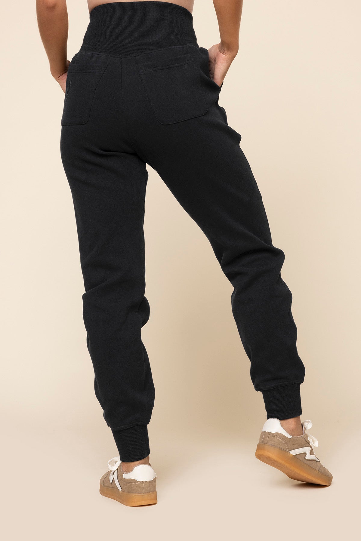 Ooey Gooey Jogger - Black Outlet Marketable