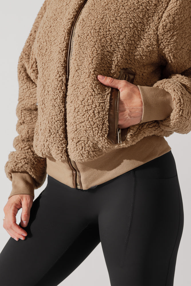 The Kinsley Bomber Jacket in Faux Sherpa - Teddy Bear Brown Sale Browse