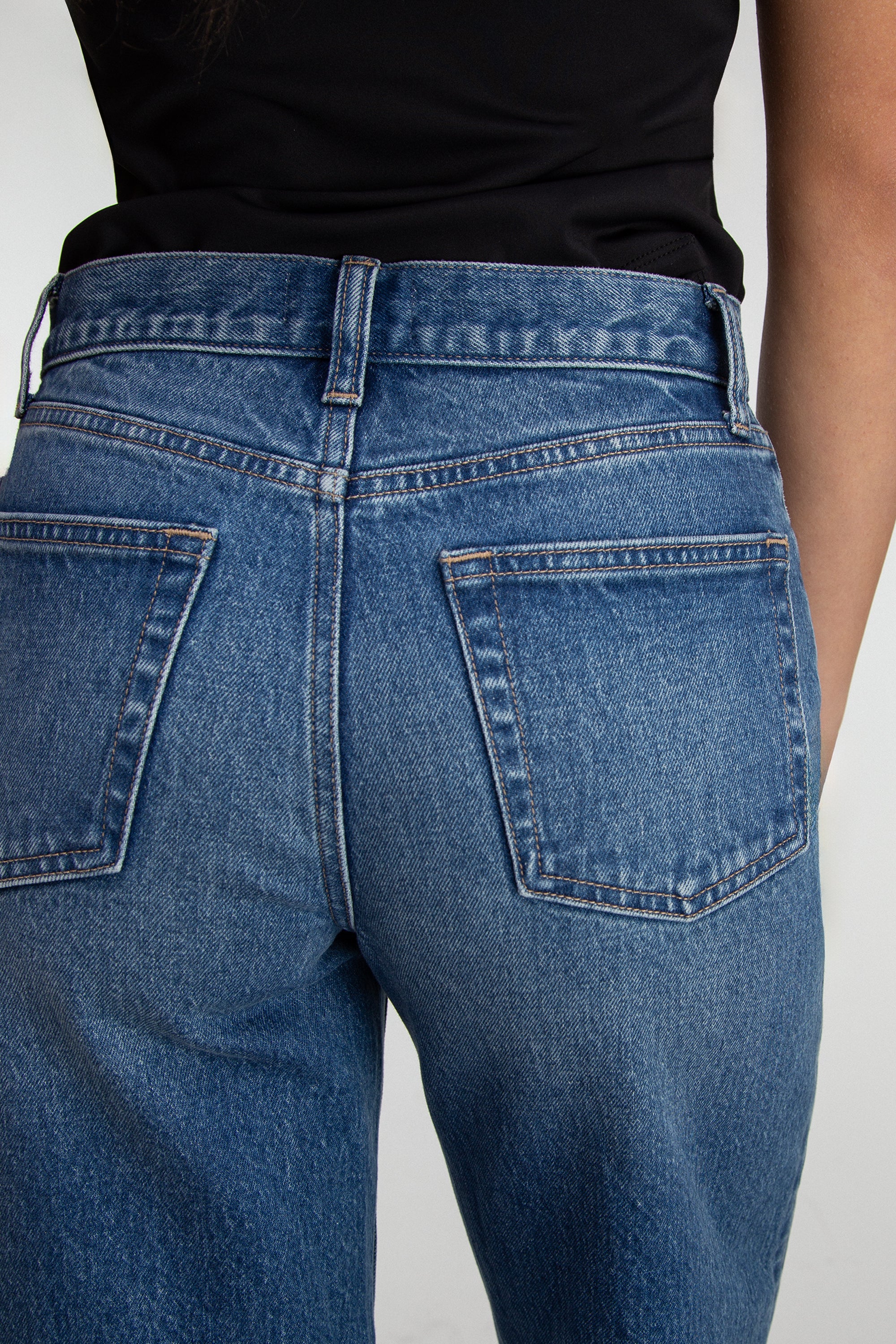 Mid-Rise Straight Leg Jean Discount Great Deals