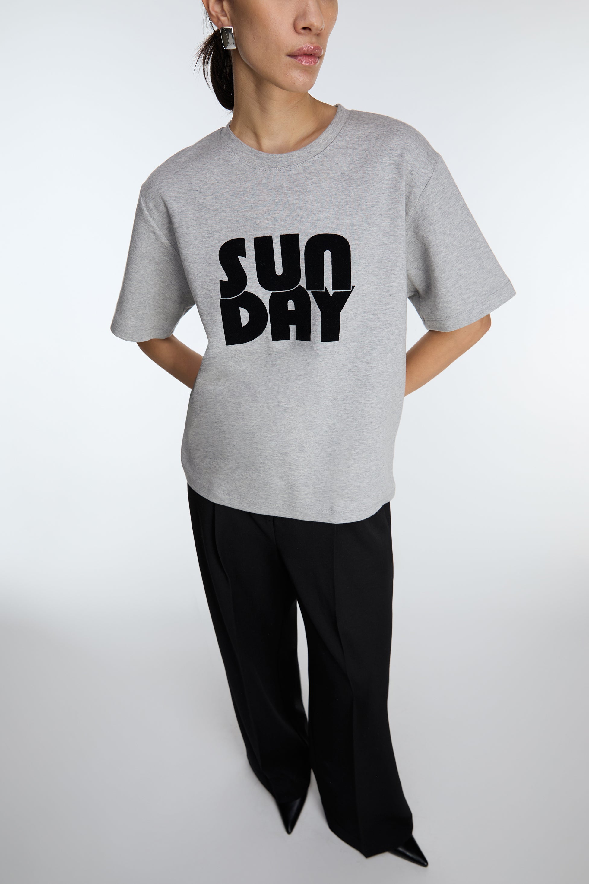 SUNDAY GRAPHIC T-SHIRT Cheapest Pice Online