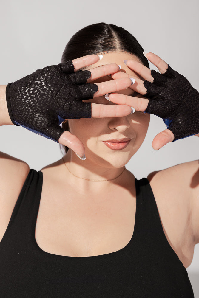 Luxe Mesh Training Gloves - Navy Stars Discount With Mastercard