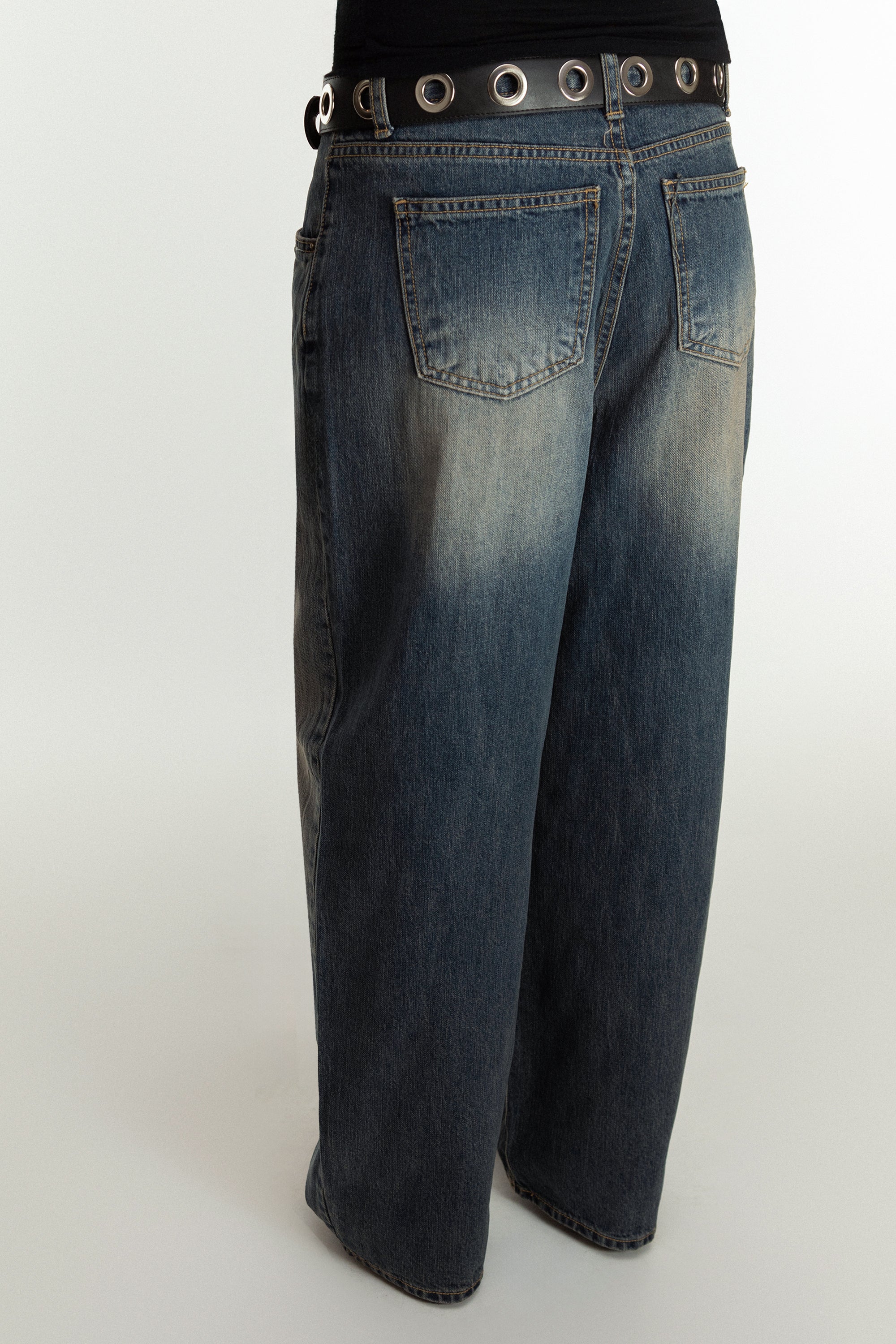 DARK WASH BARREL CURVED LEG JEAN Low Cost Online