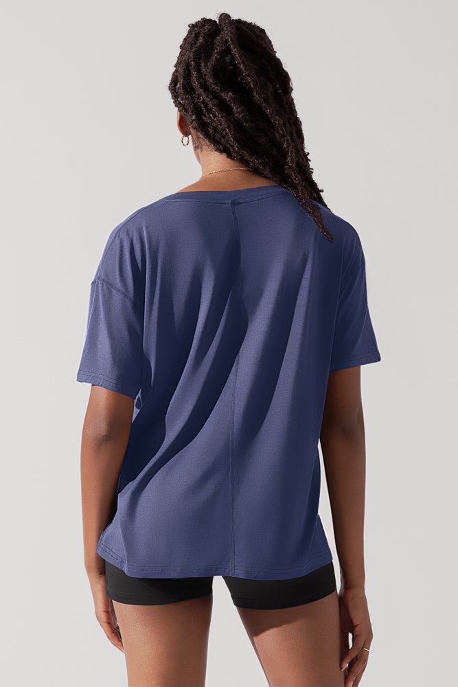 Daring Deep V Tee - Dark Navy Outlet Choice