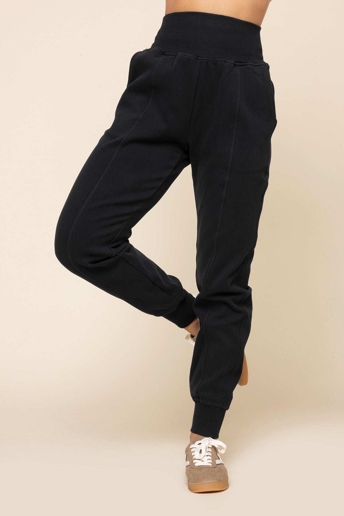 Ooey Gooey Jogger - Black Outlet Marketable