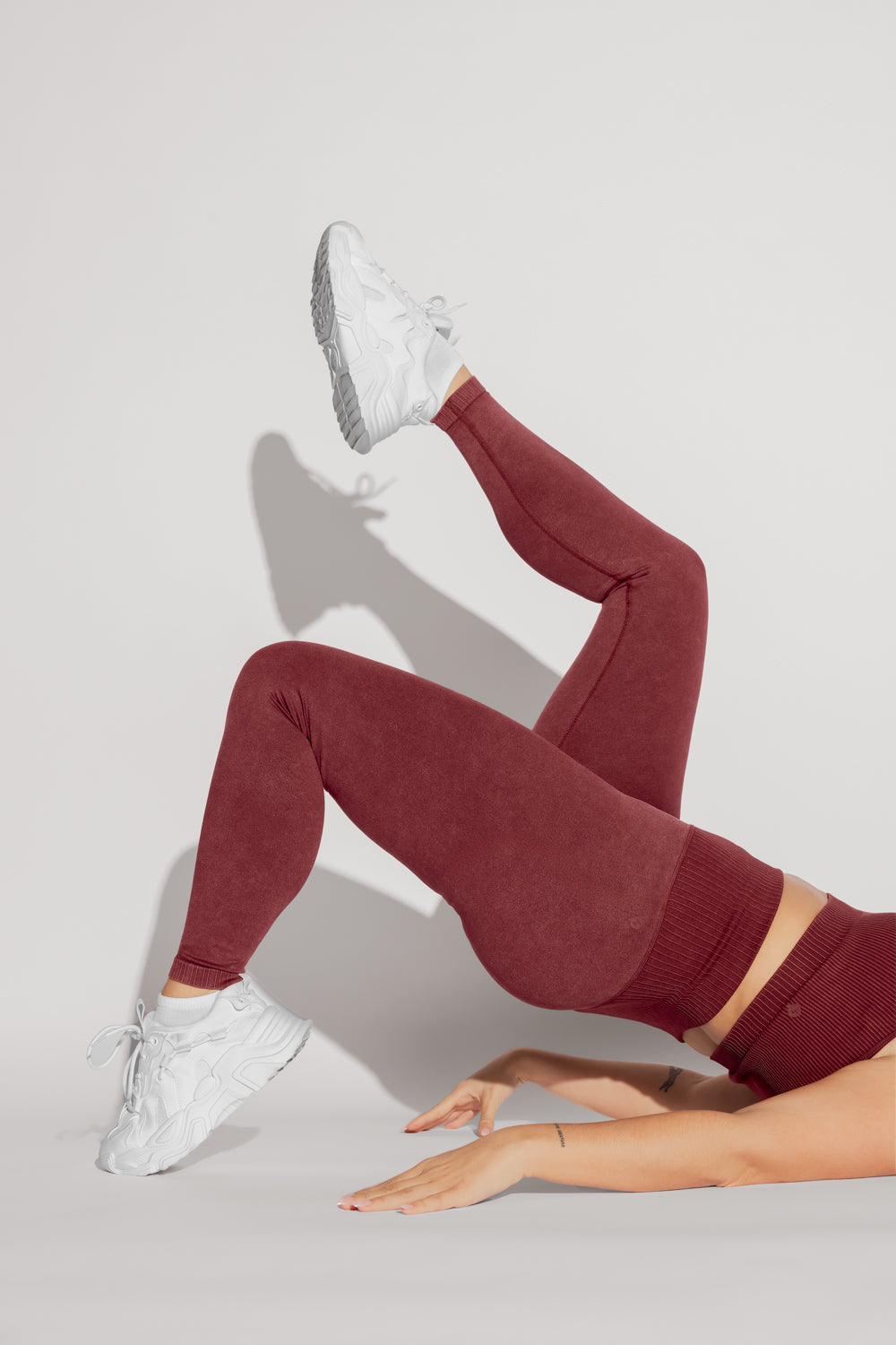 Supersculpt Seamless Leggings - Garnet Sale Pre Order