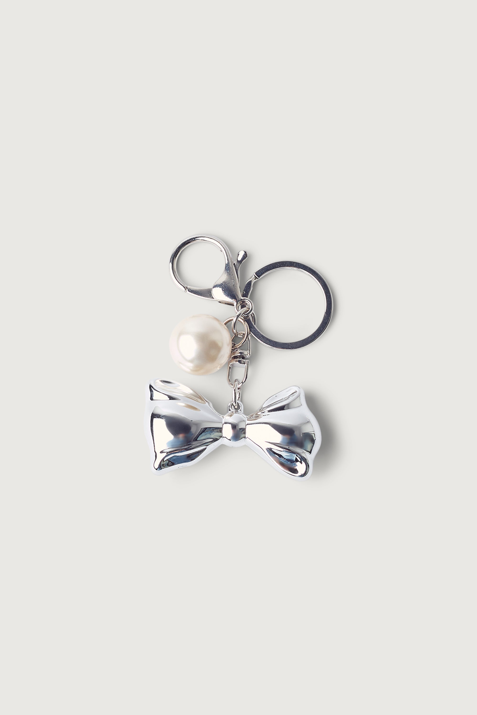 BOW AND PEARL BAG CHARM Cheap Pice Wholesale