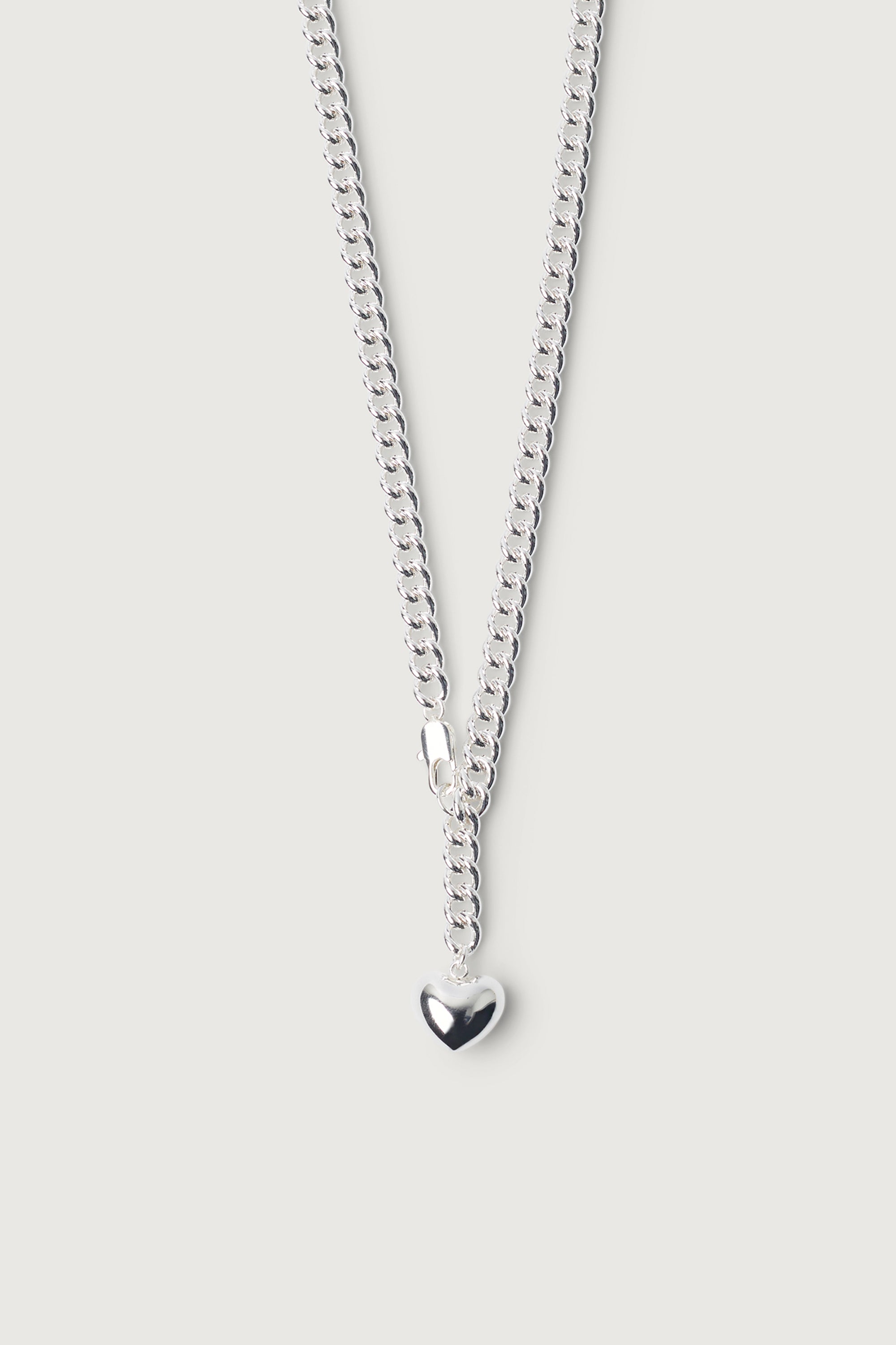 CURB CHAIN NECKLACE WITH HEART PENDANT Clearance Online Online