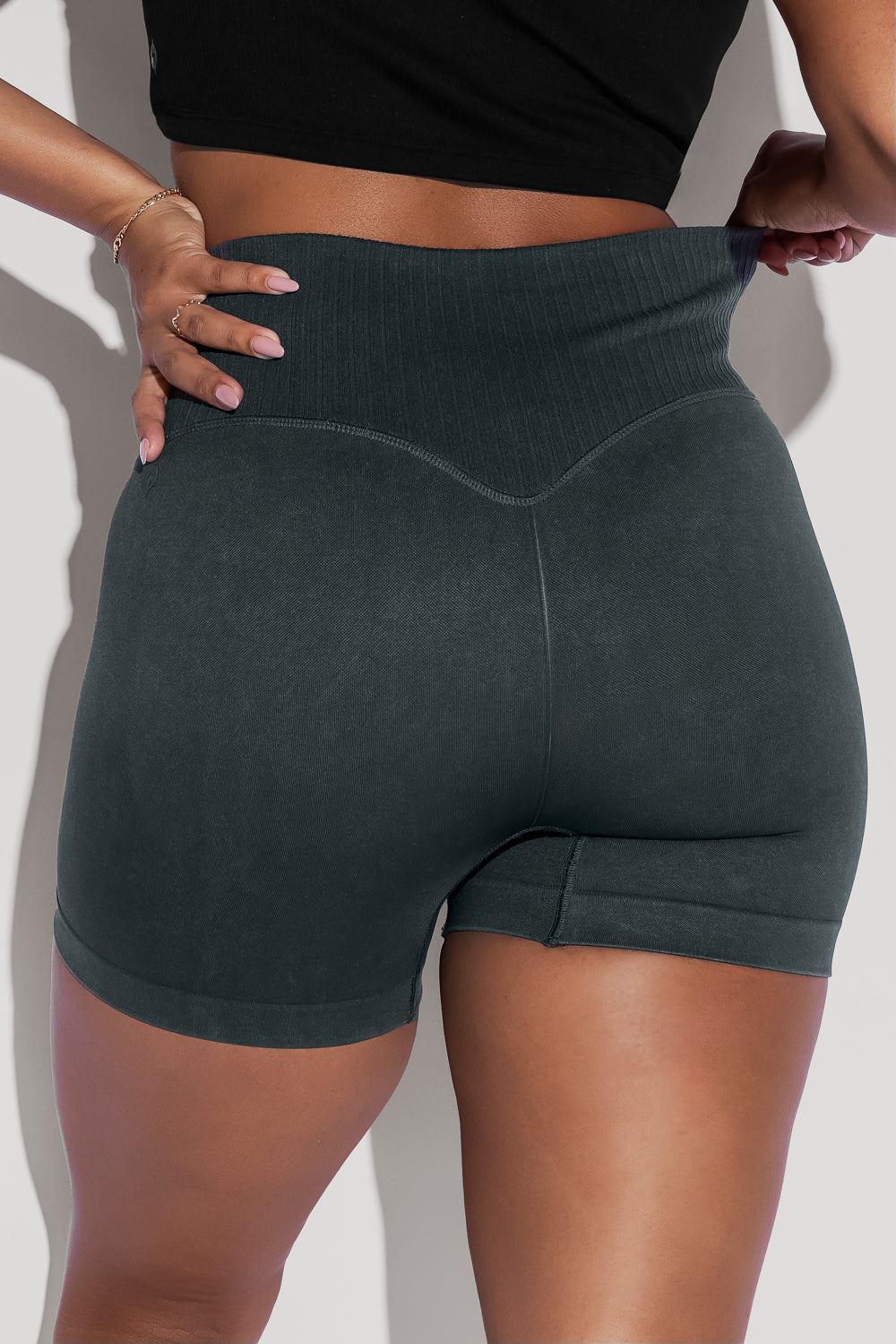 Supersculpt Seamless Midi Shorts - Magical Forest Outlet Marketable