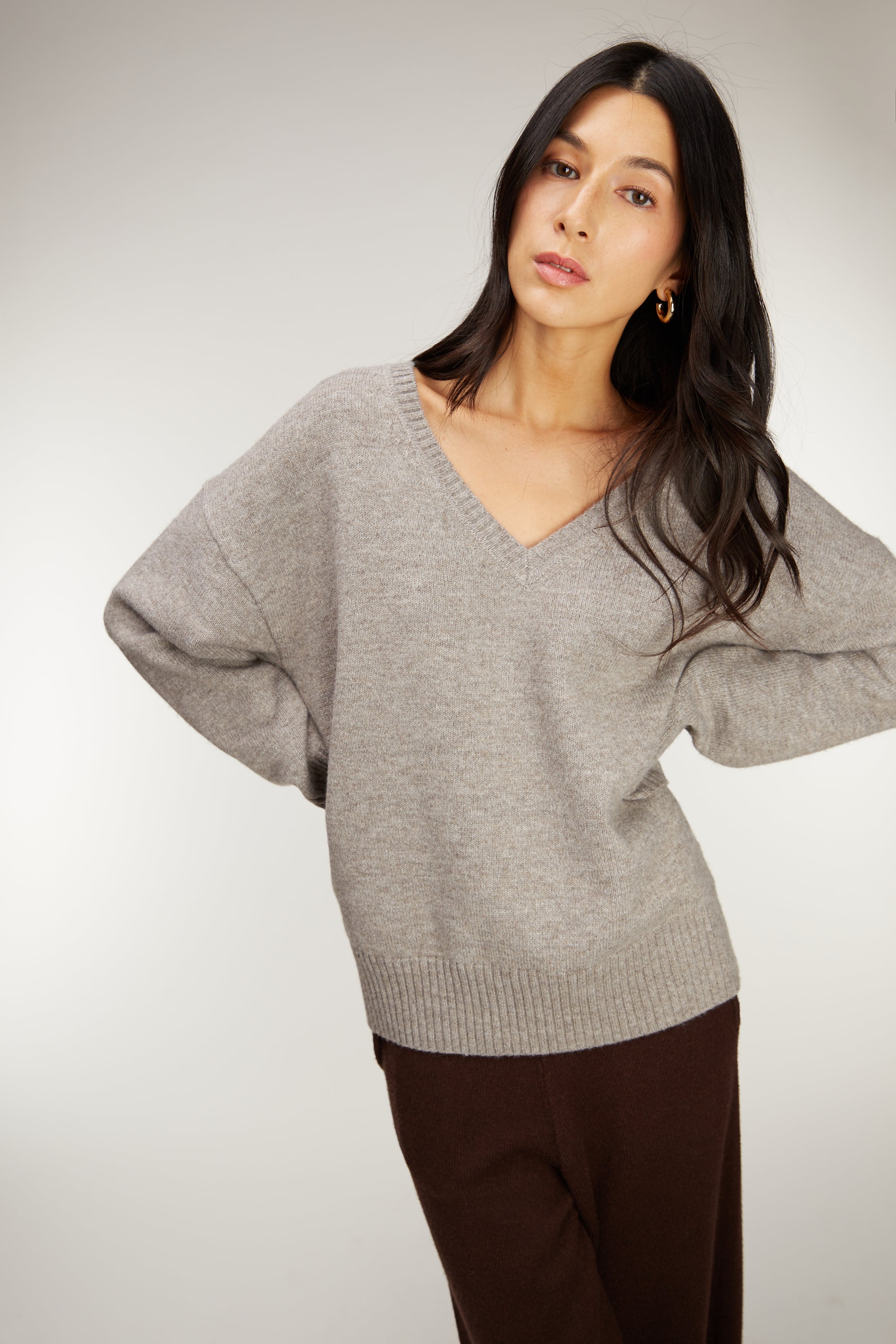 RELAXED FIT V-NECK SWEATER Genuine Sale Online