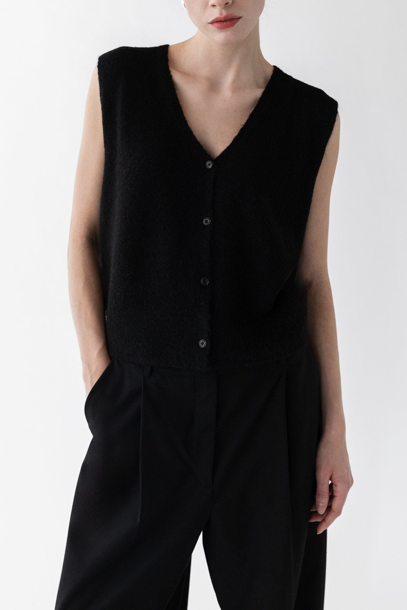 BUTTON FRONT SWEATER VEST Cheap New Arrival