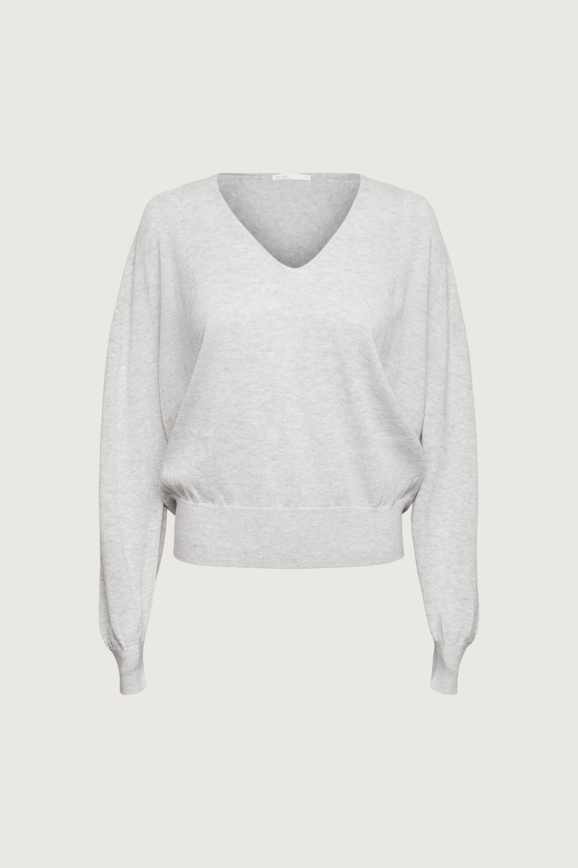 3D KNIT V-NECK SWEATER Amazon Online