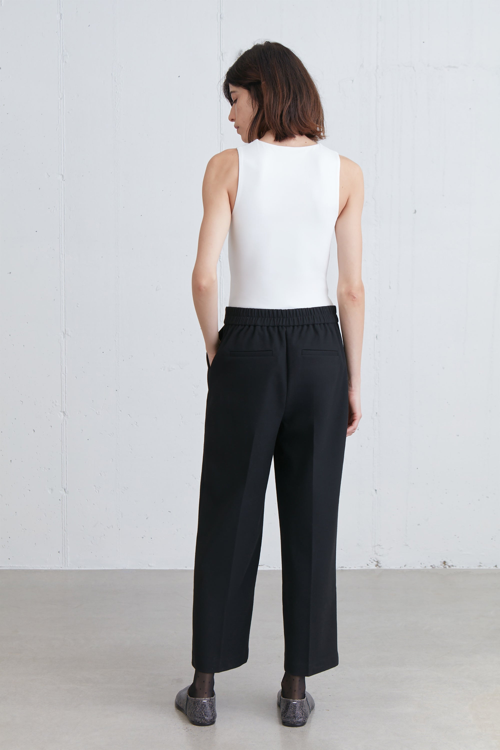 CROPPED HALF ELASTIC WAIST PANT Discount Looking For