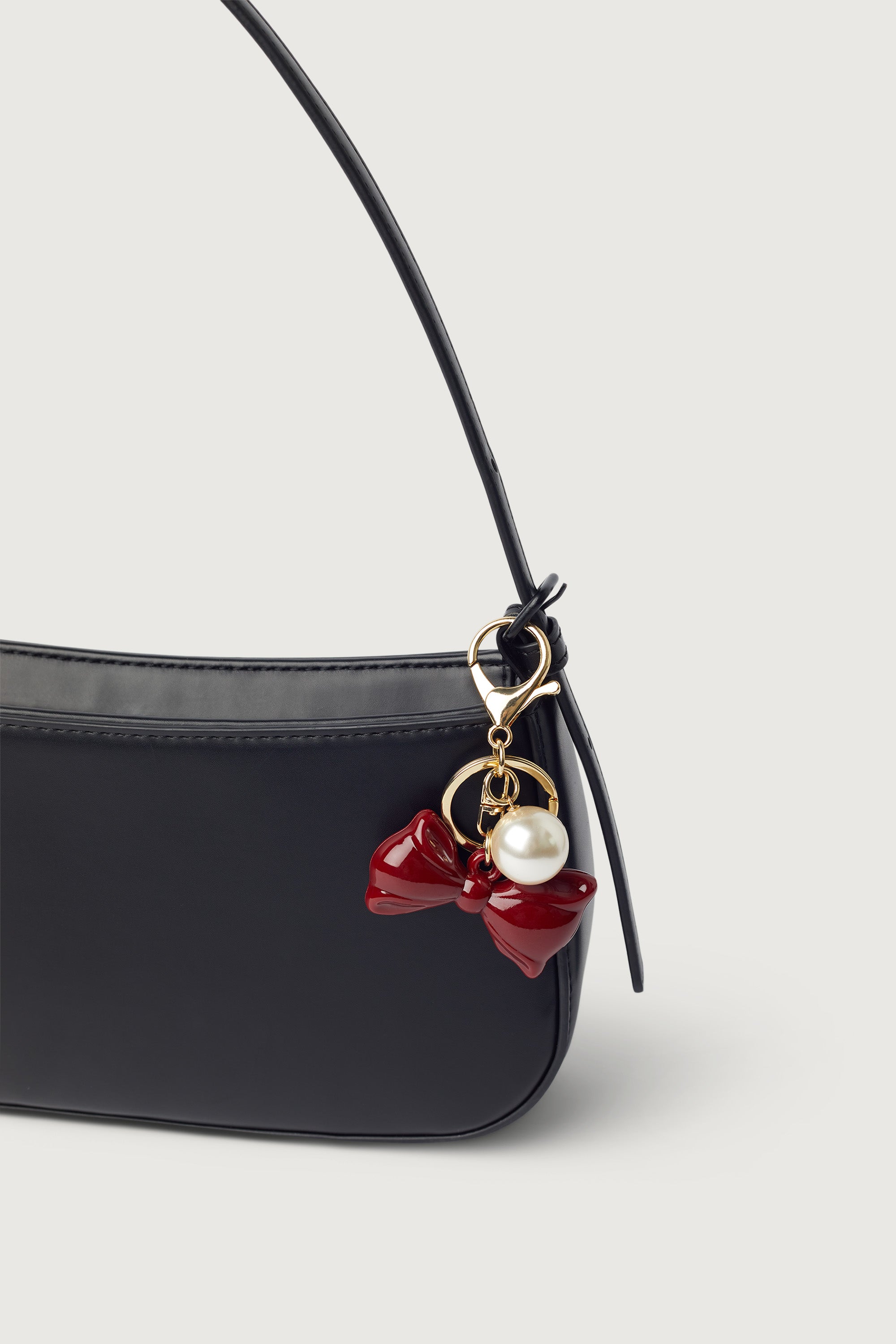 BOW AND PEARL BAG CHARM Cheap Pice Wholesale