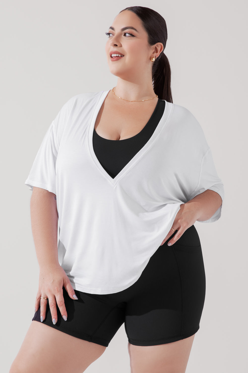 Daring Deep V Tee - White Cheap Manchester