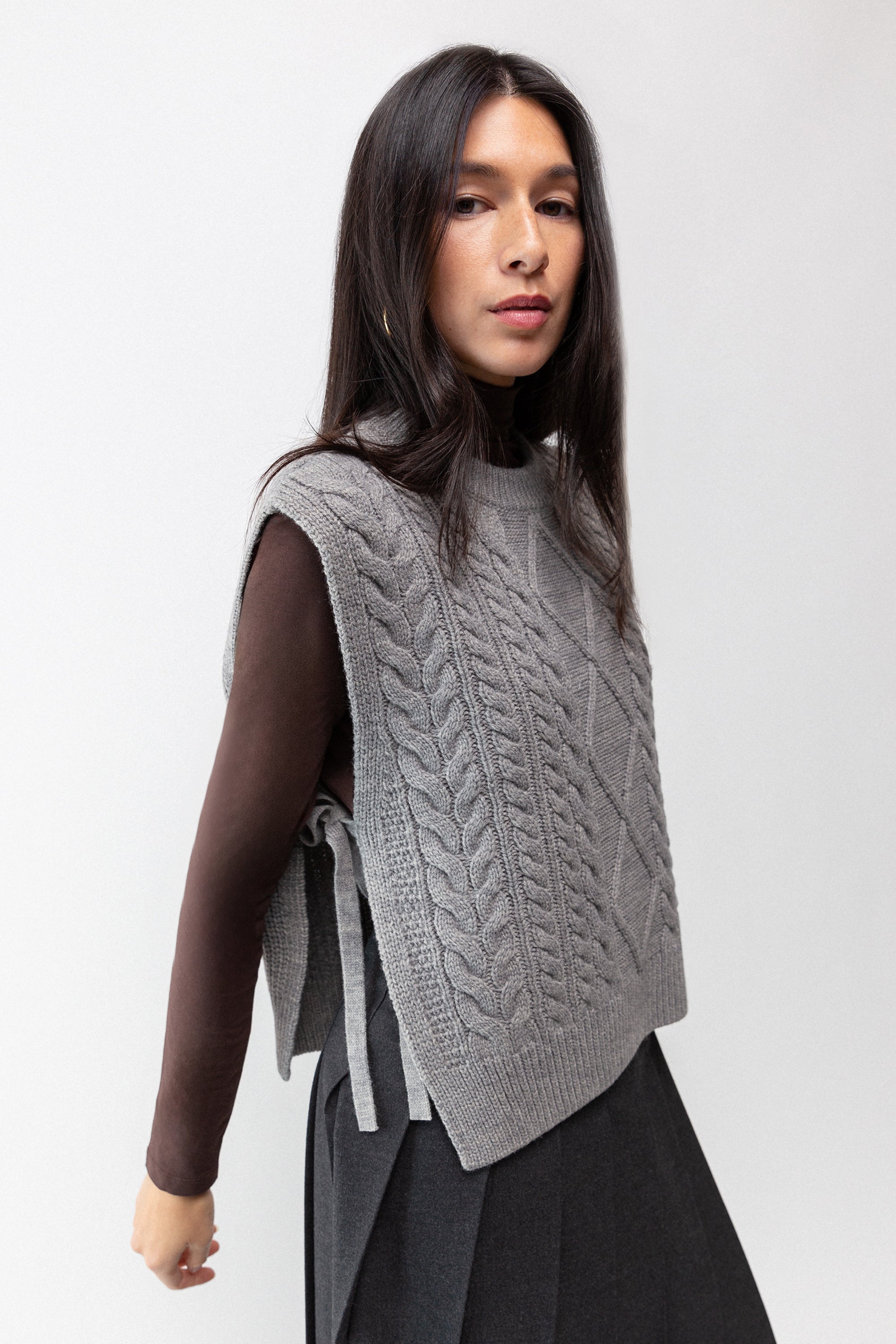 SLEEVELESS CABLE-KNIT VEST WITH TIES Free Shipping Top Quality