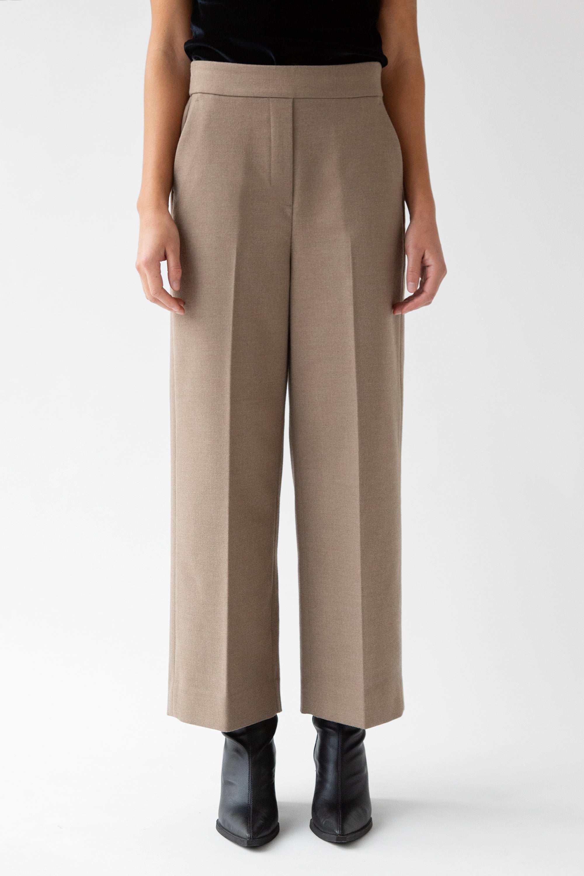 CROPPED HALF ELASTIC WAIST PANT Discount Looking For