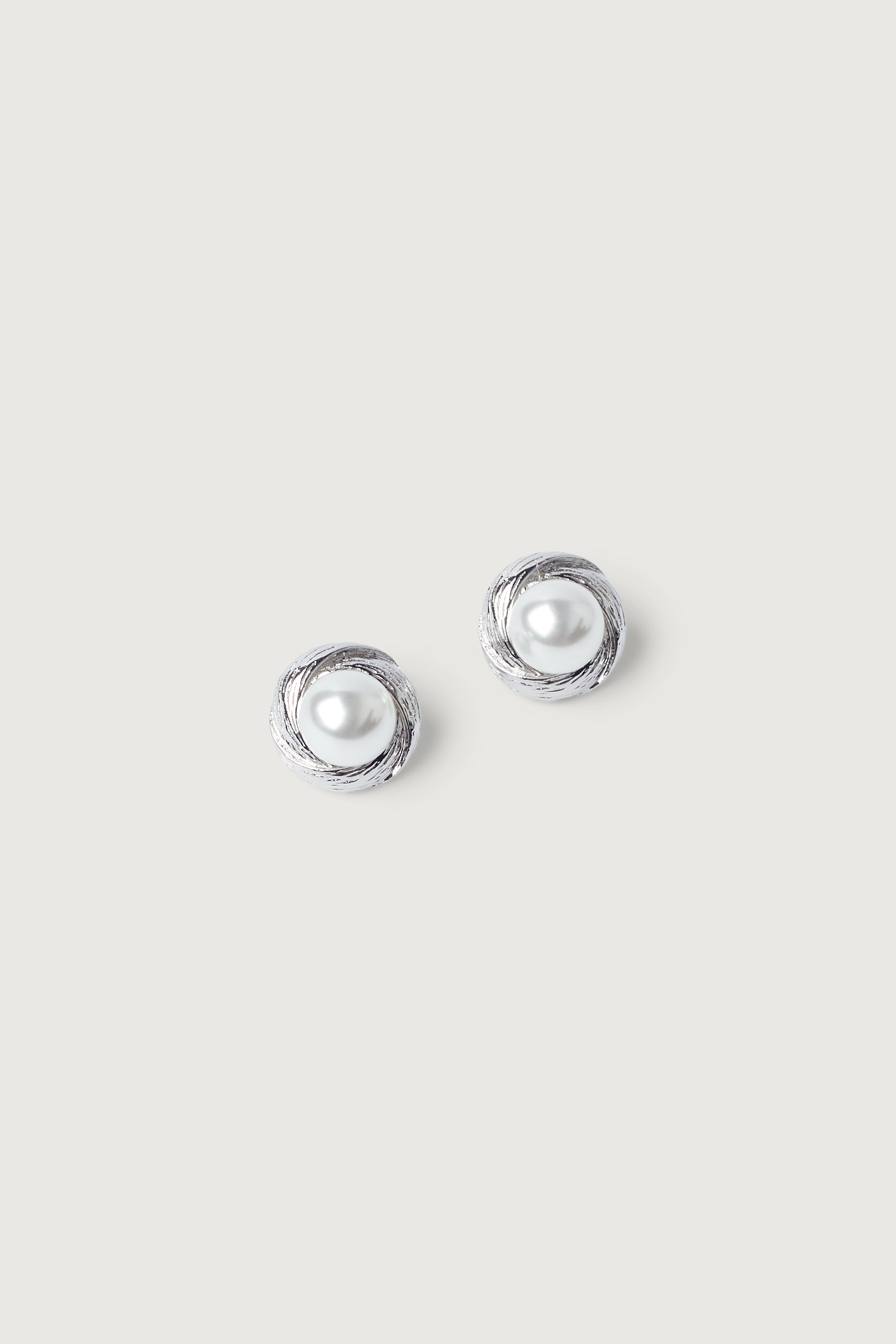 ROUND PEARL EARRING Free Shipping Outlet