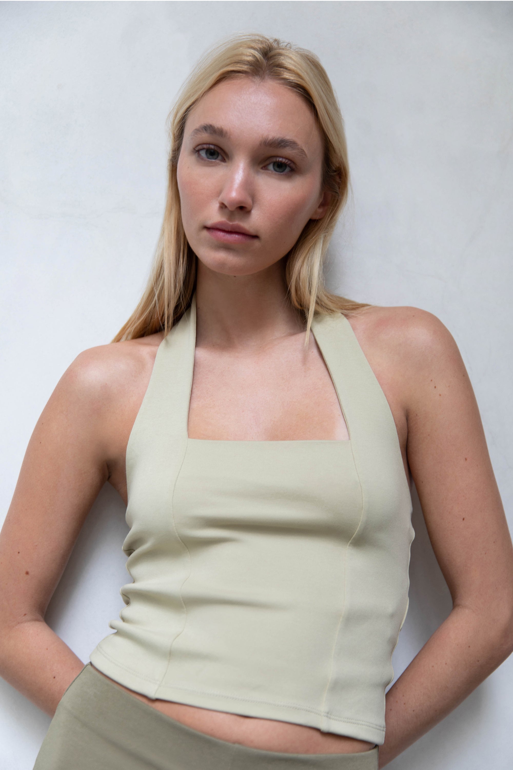 HALTER TOP Limited Edition Online