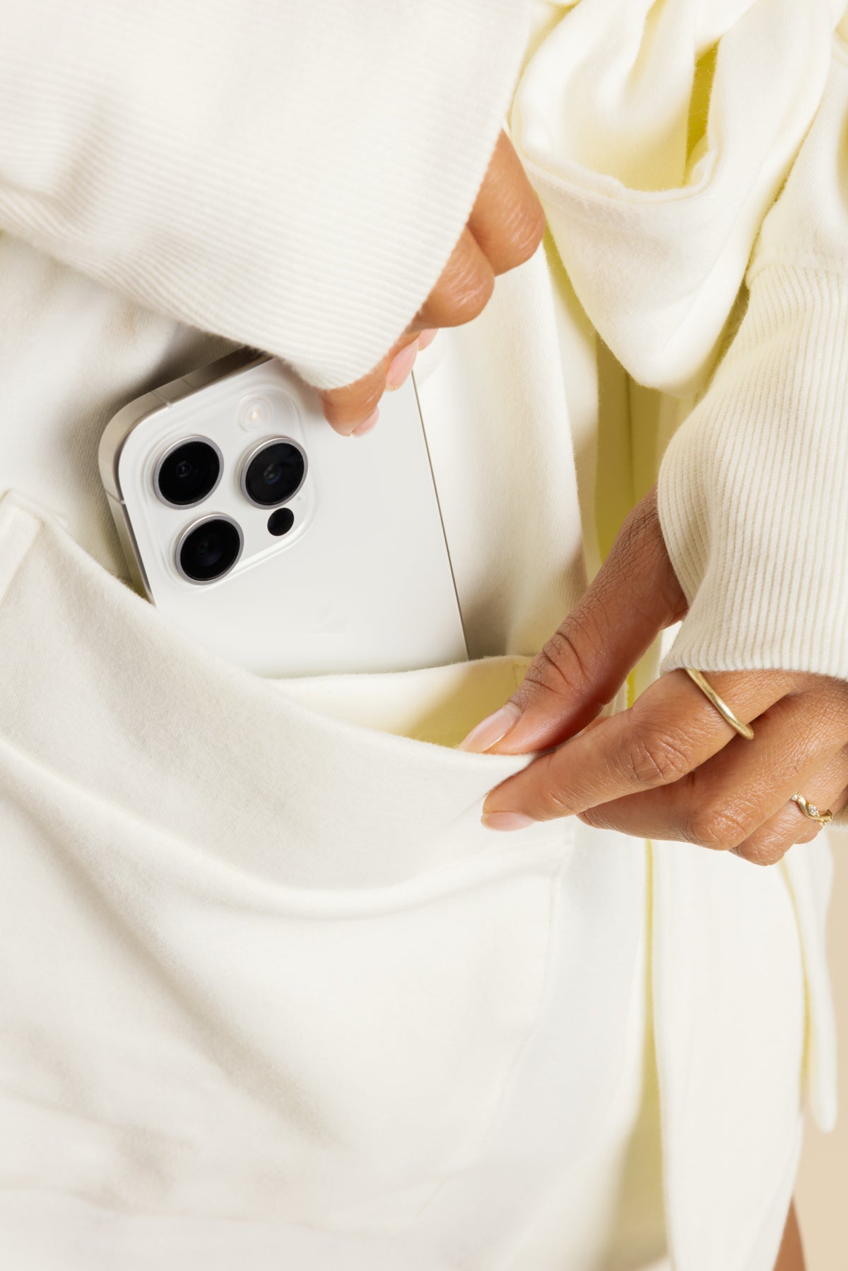 Ooey Gooey Home Robe - Vanilla Outlet New Styles