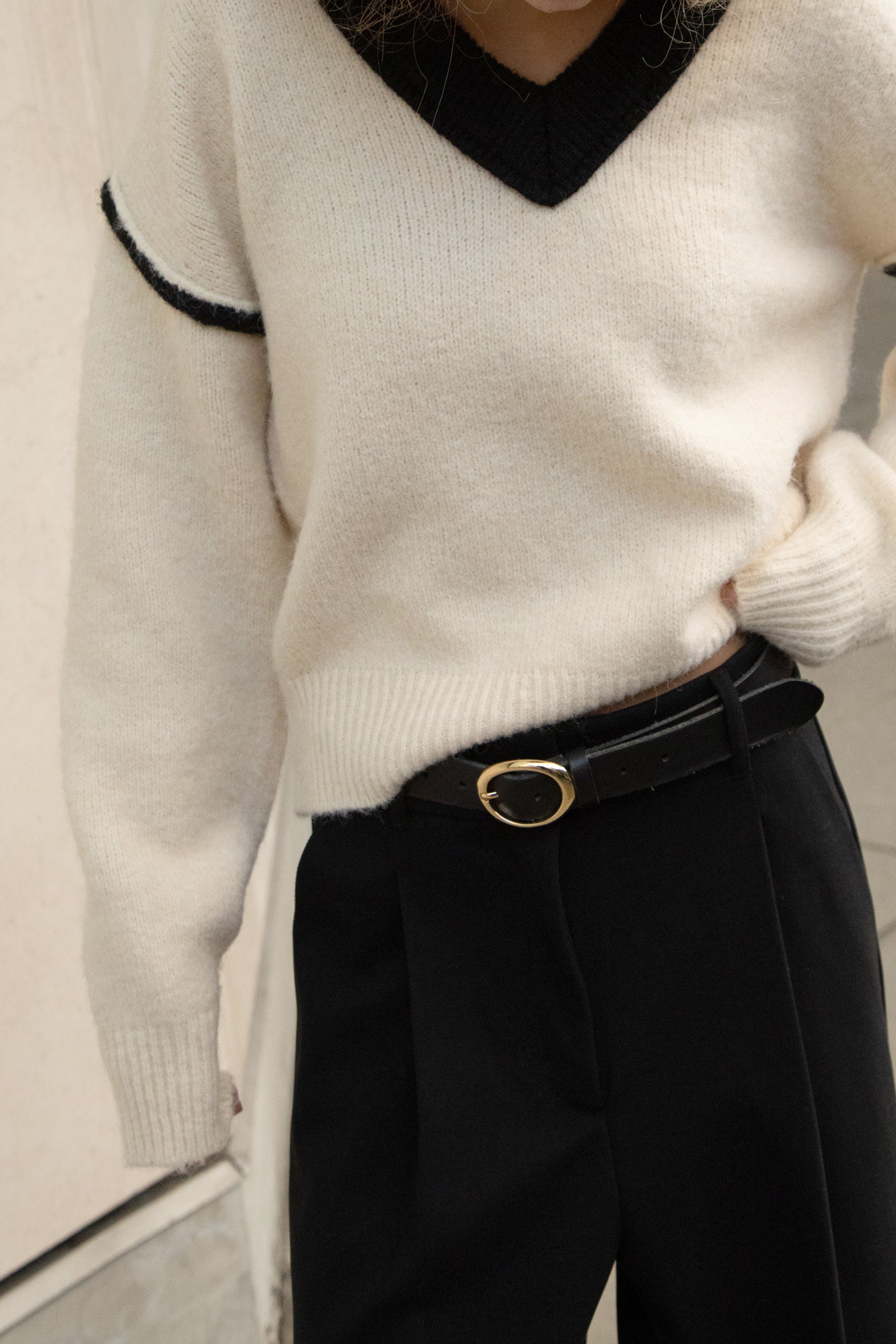 CROPPED CONTRAST V-NECK SWEATER Buy Cheap Order