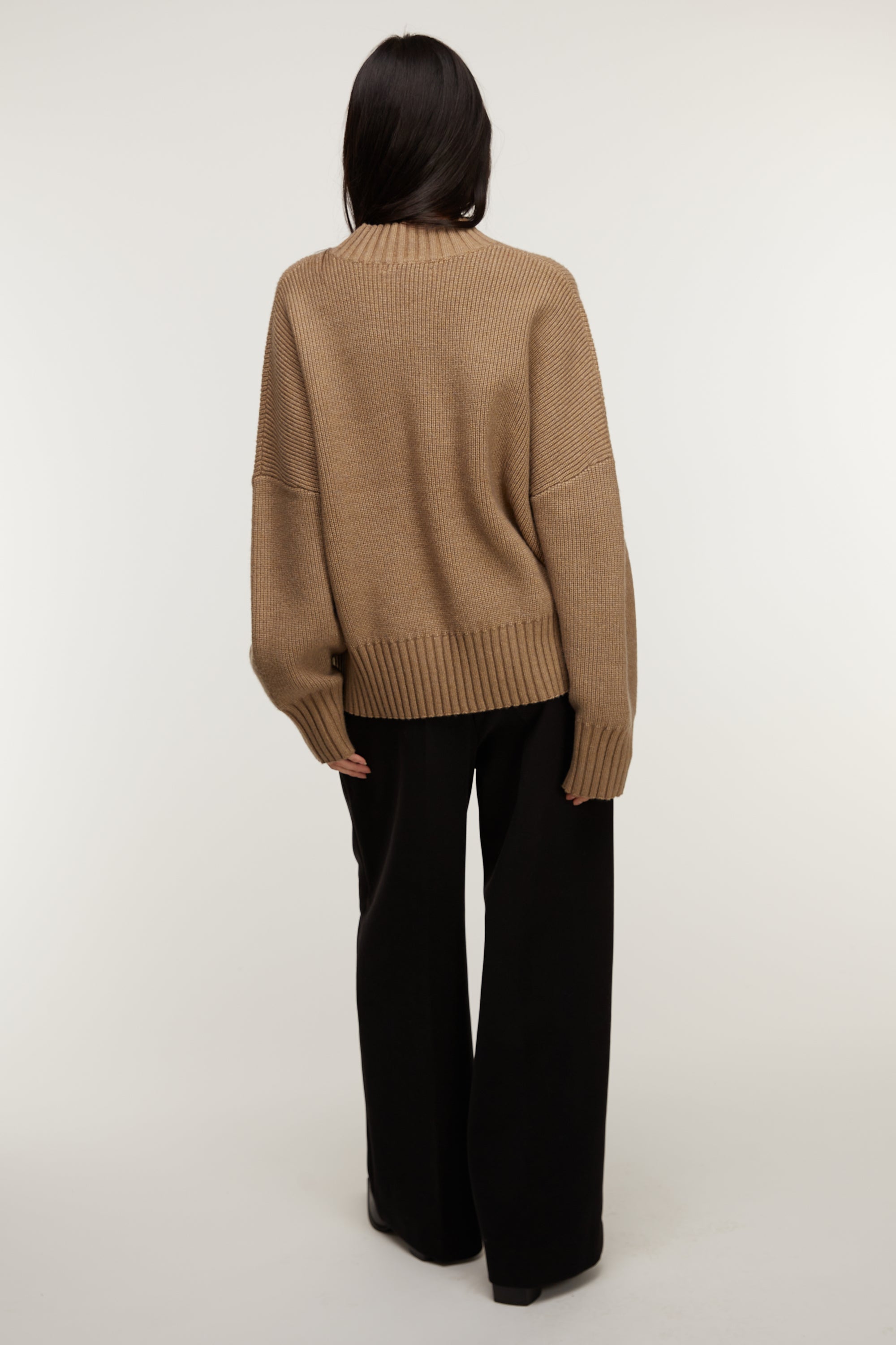 OVERSIZED WIDE-RIBBED TRIM SWEATER Discount Footaction