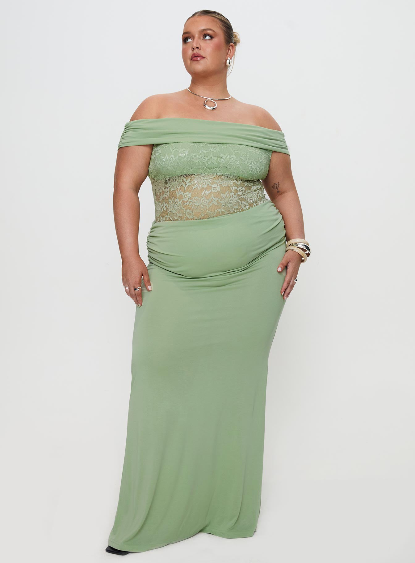 Gwendolen Off The Shoulder Maxi Dress Green Curve Cheap Sale Choice
