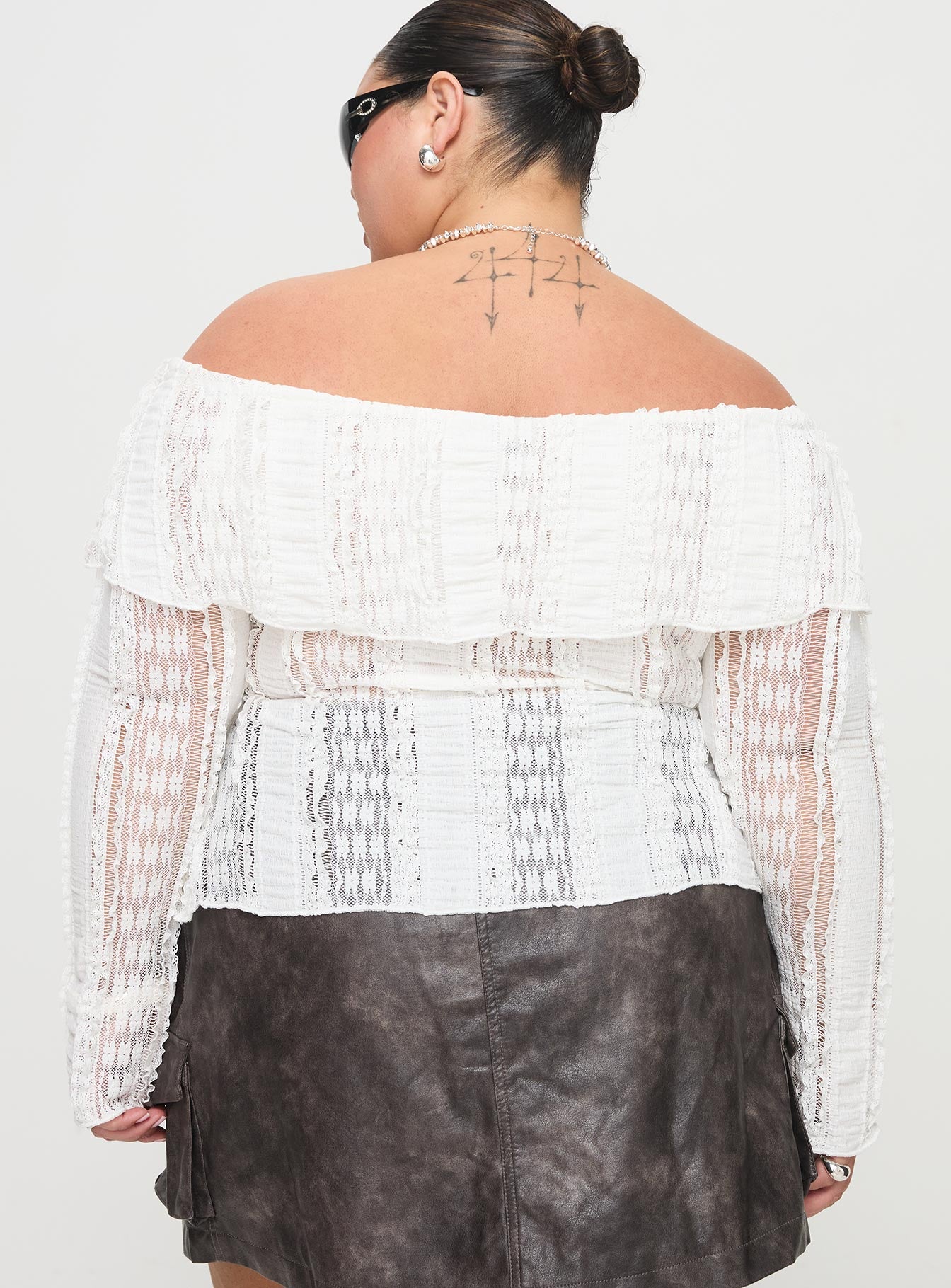 Lisbeth Off The Shoulder Top White Curve Get Authentic Sale Online