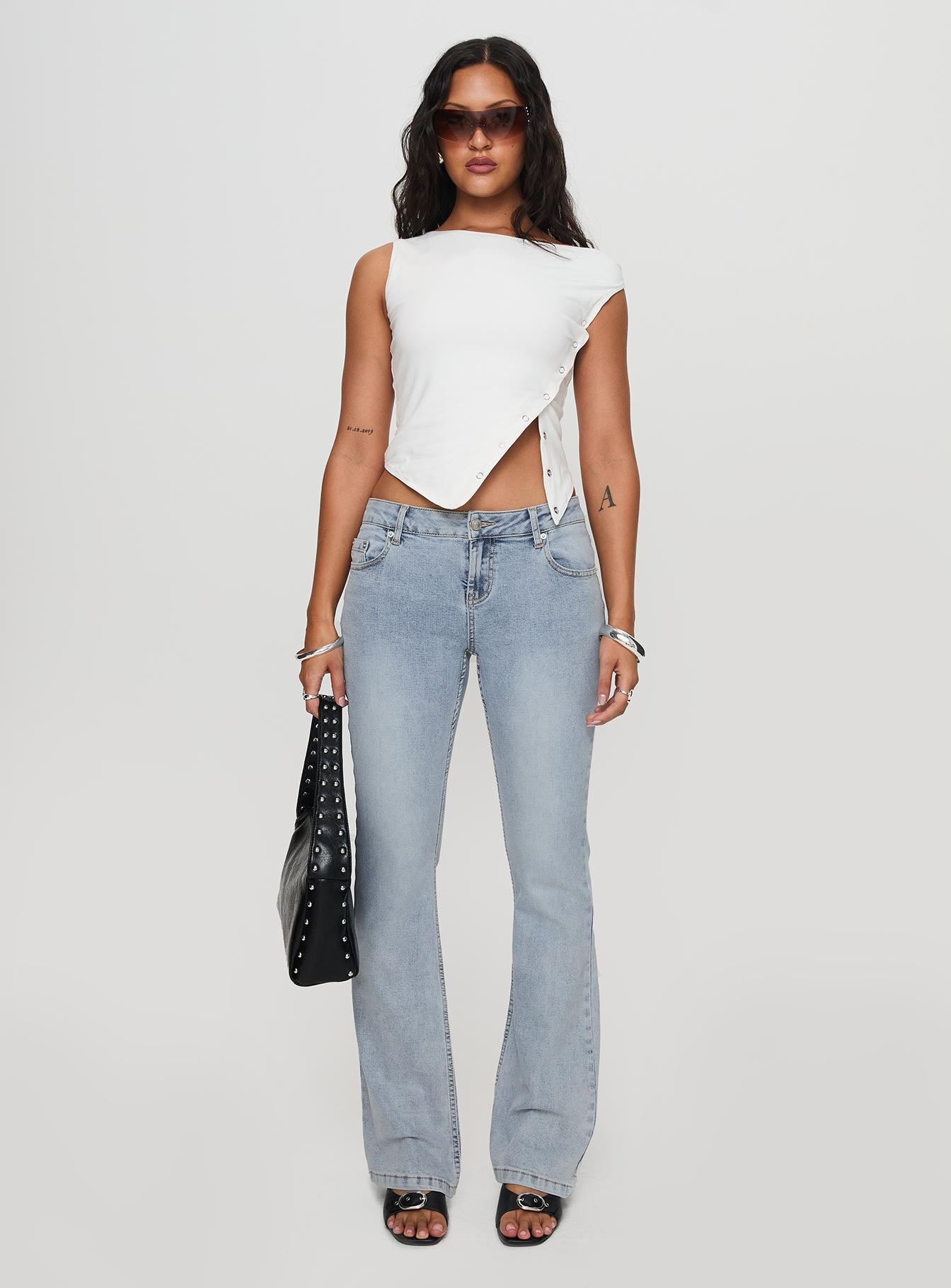 Bethany Bootleg Low Rise Jeans Light Wash In China