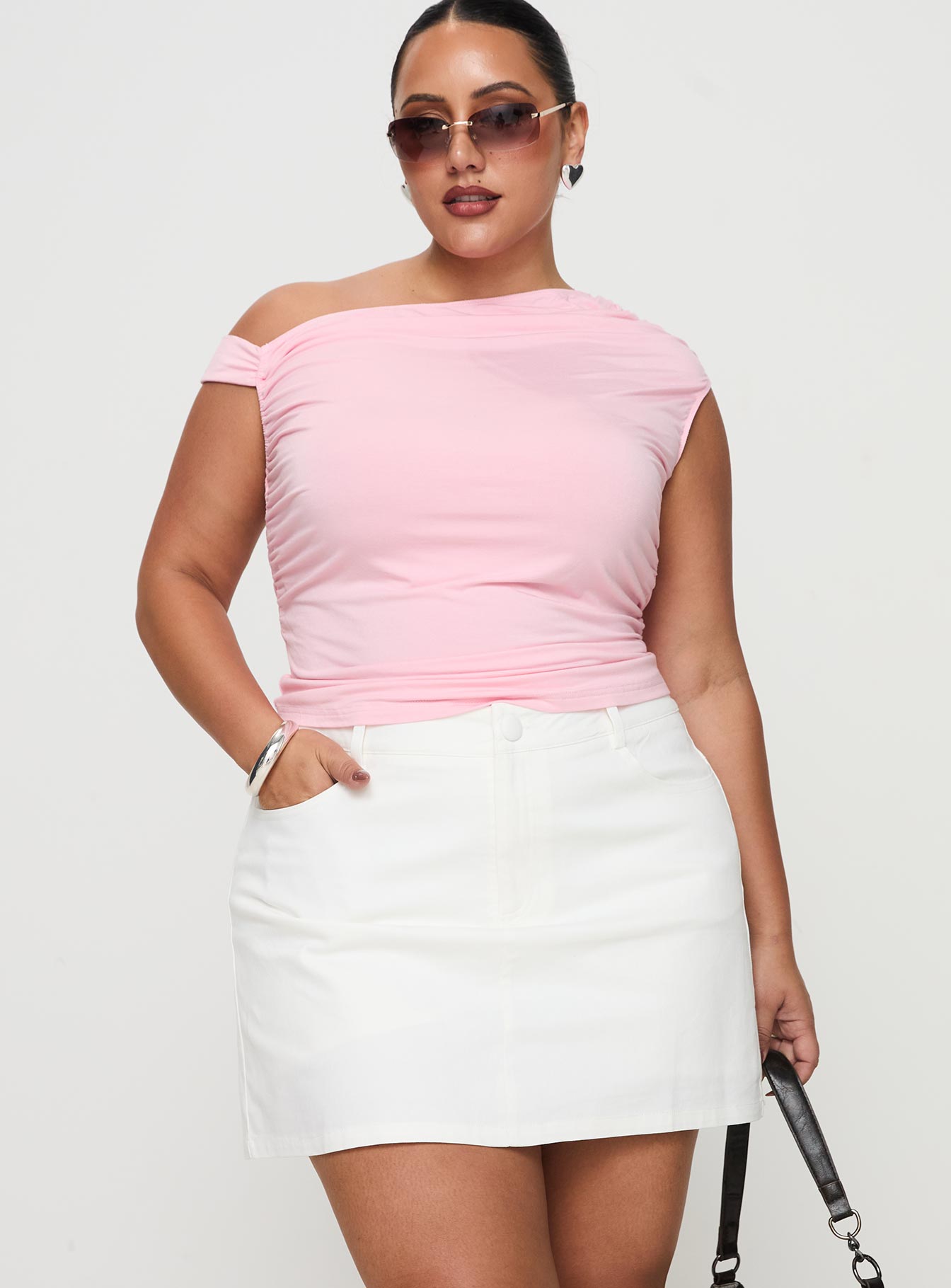 Returna Skort White Curve Cost Cheap Online