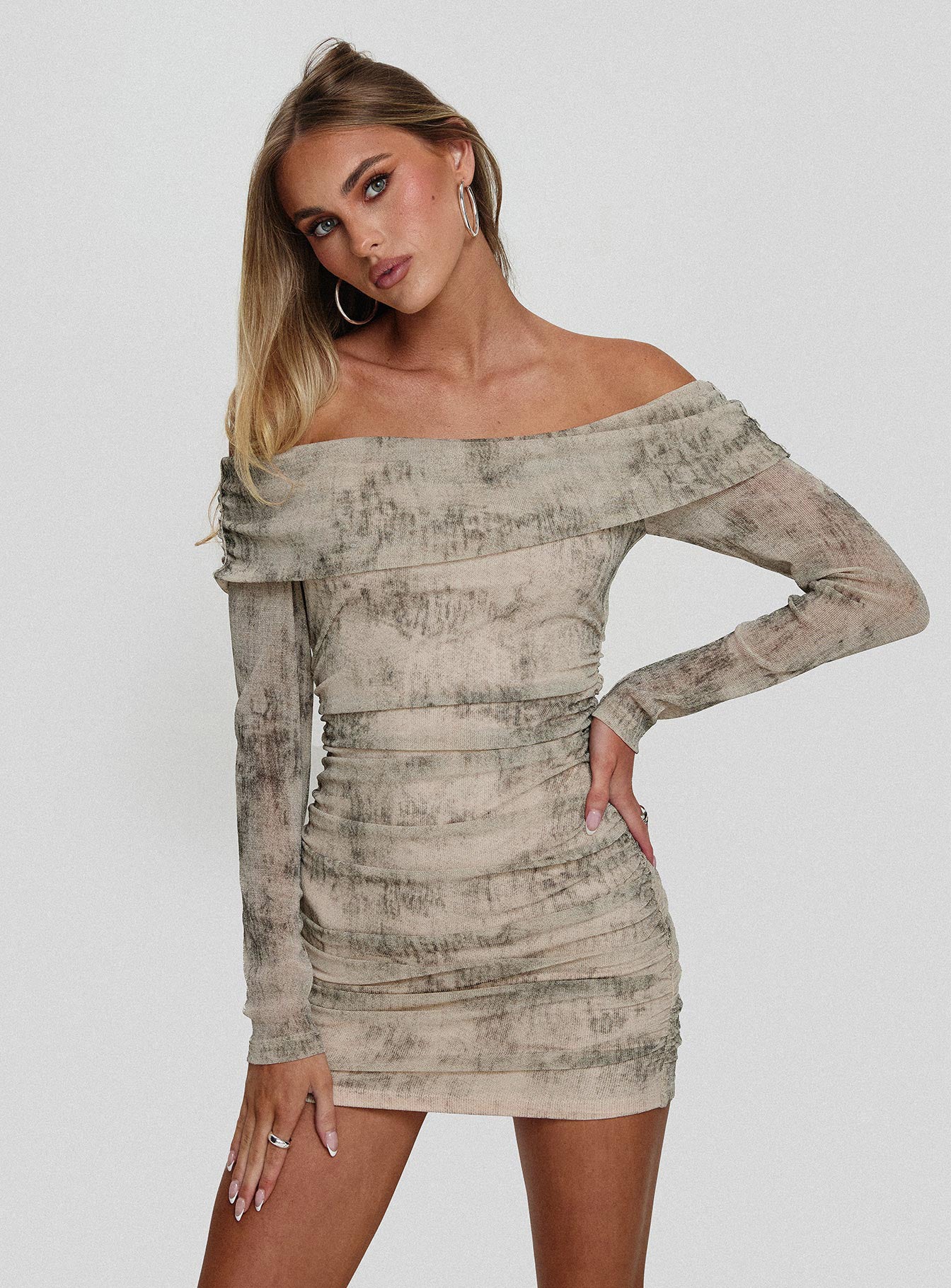 Artefact Off The Shoulder Mini Dress Multi Buy Cheap Inexpensive