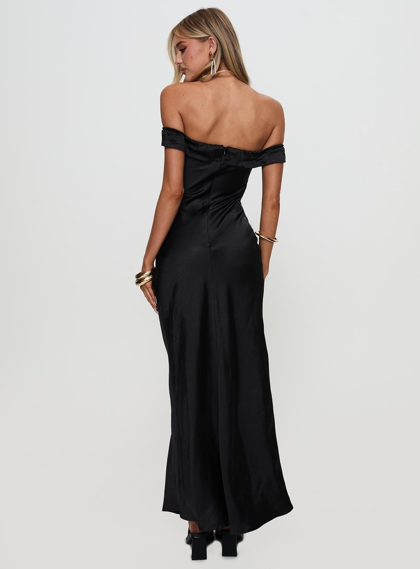 Rava Off The Shoulder Maxi Dress Black Discount Online Online