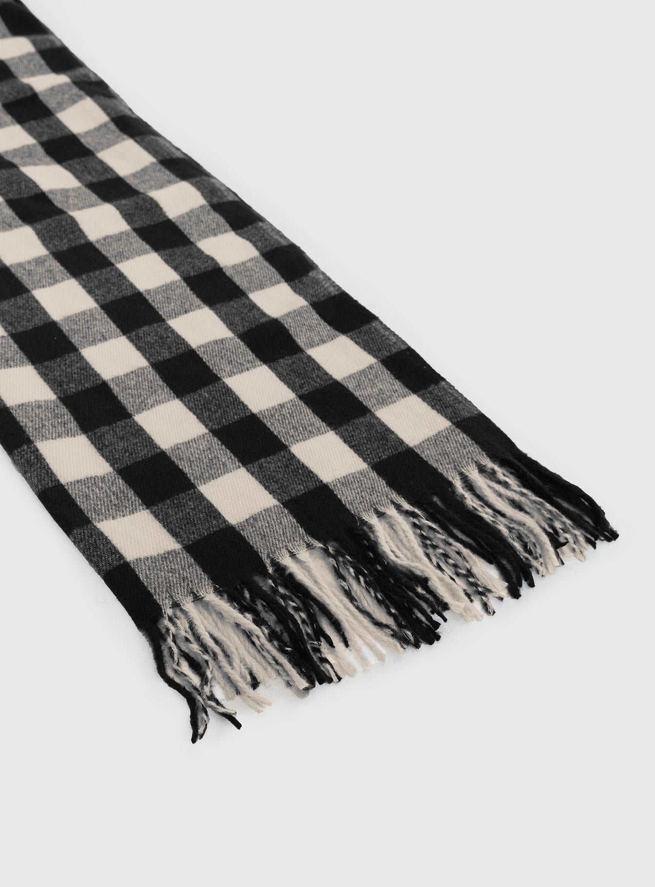 Closed Eyes Scarf Black / White Check Sale New