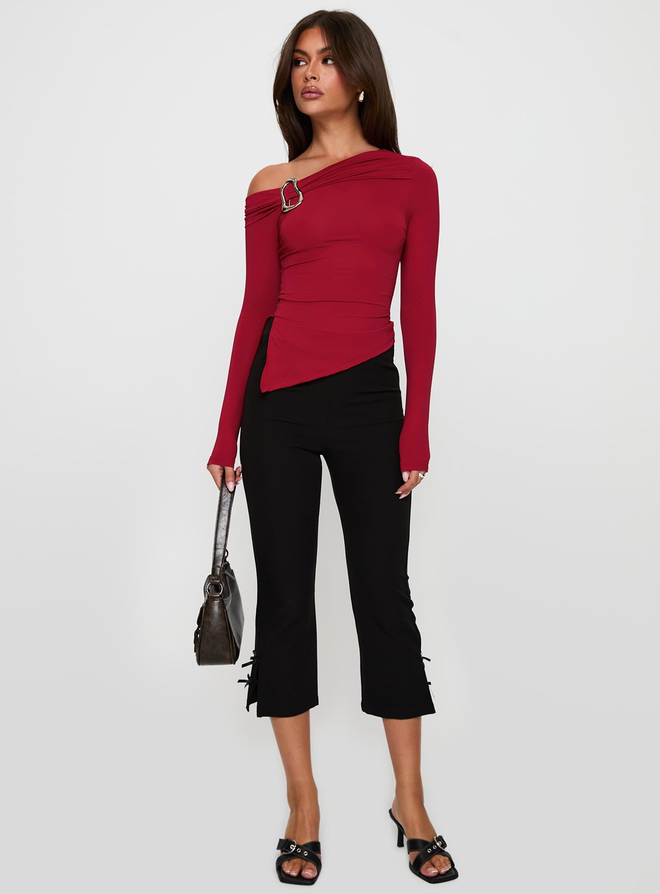 Donalla Off The Shoulder Hardware Detail Top Red Outlet Best Seller