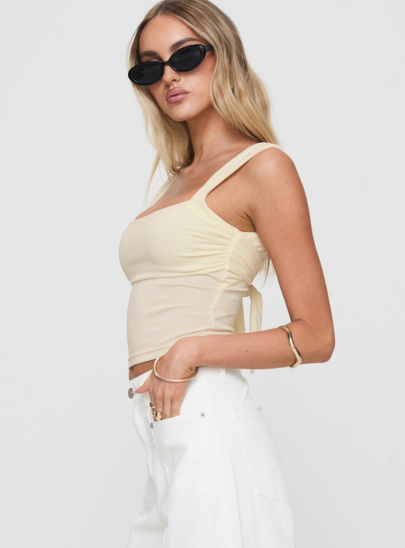 Francois Backless Top Cream Outlet 2025 New