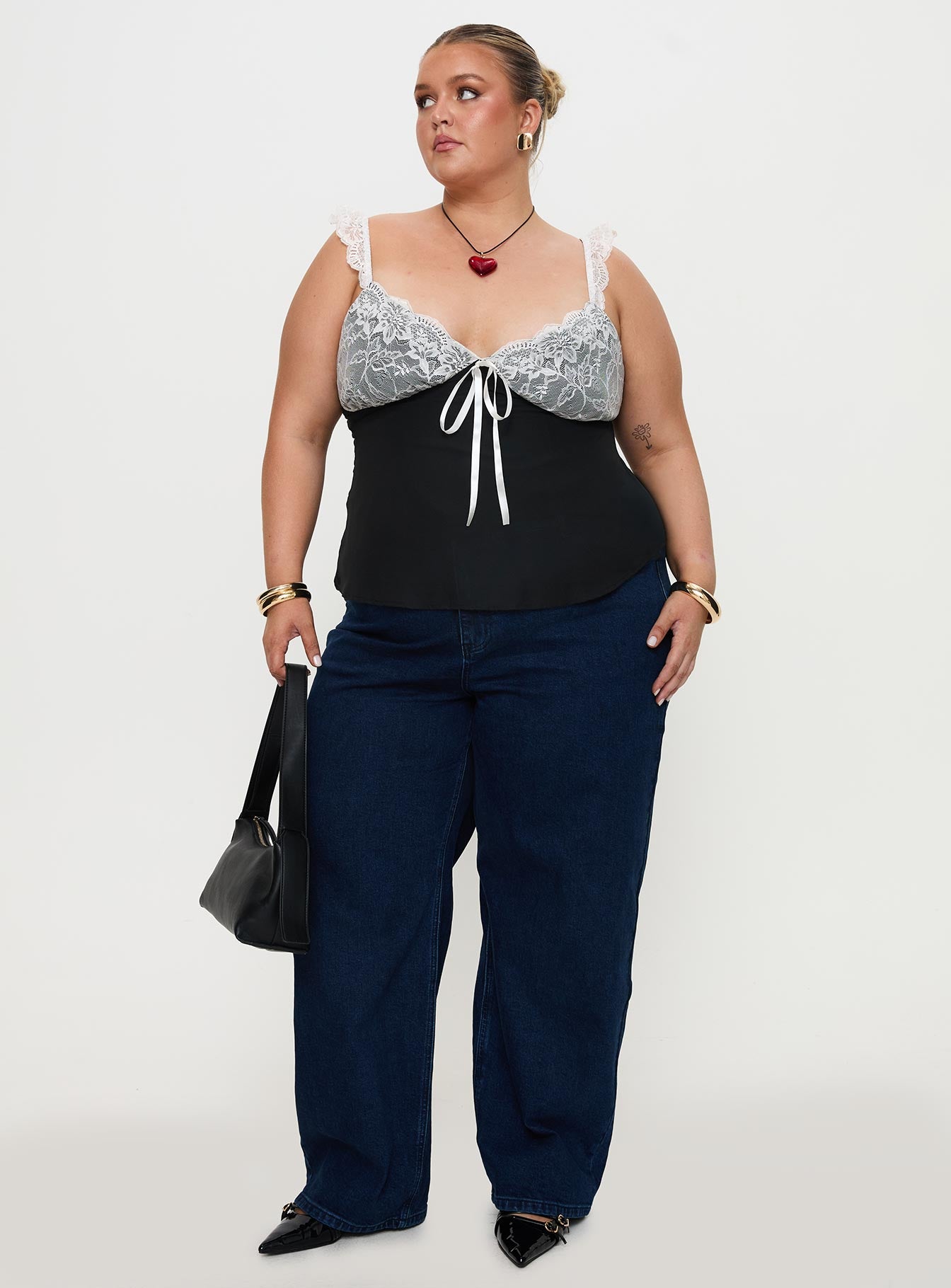 Delvonte Top Black Curve Discount Looking For