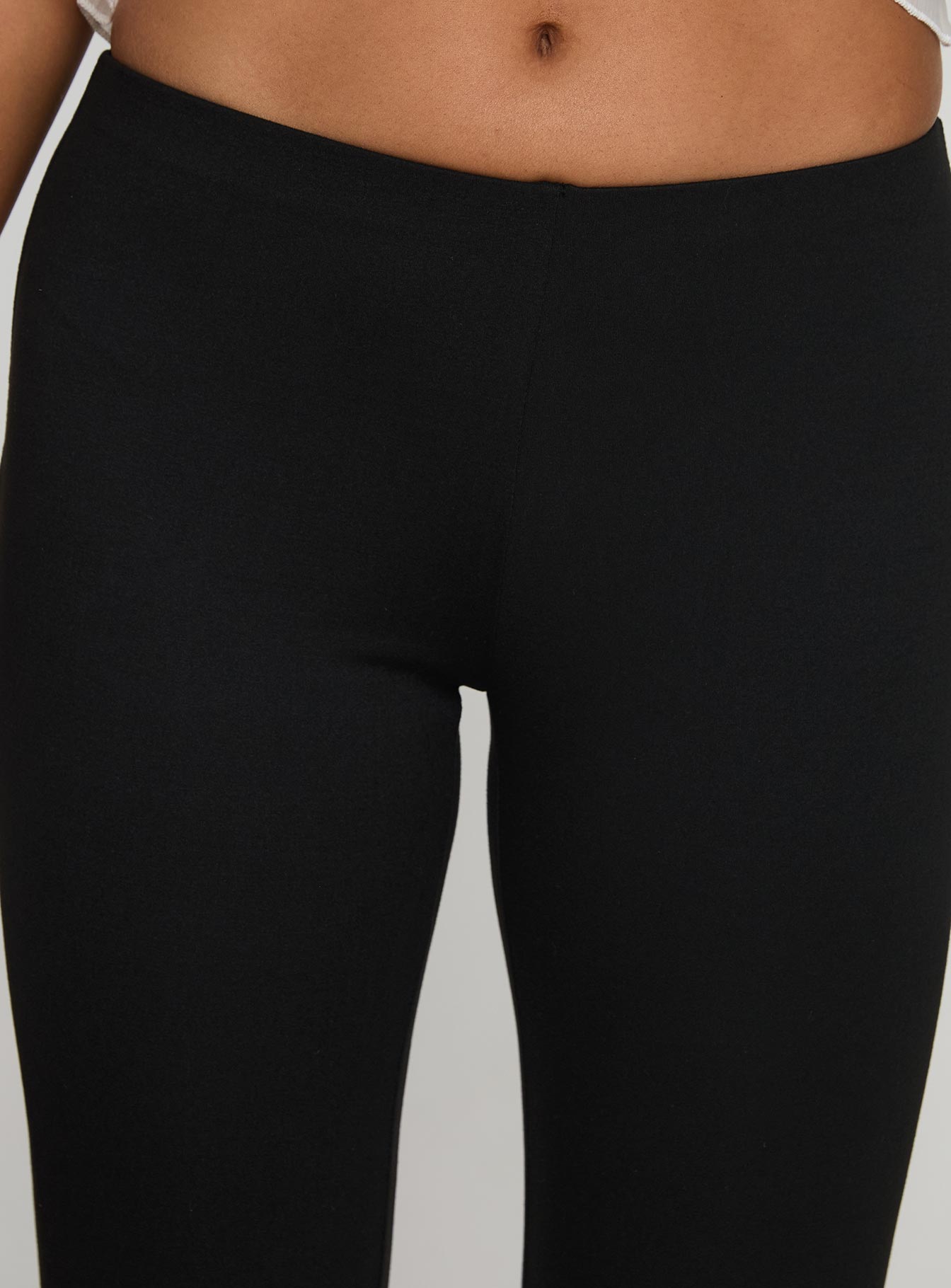 Witchcraft Capri Pants Black Cheap