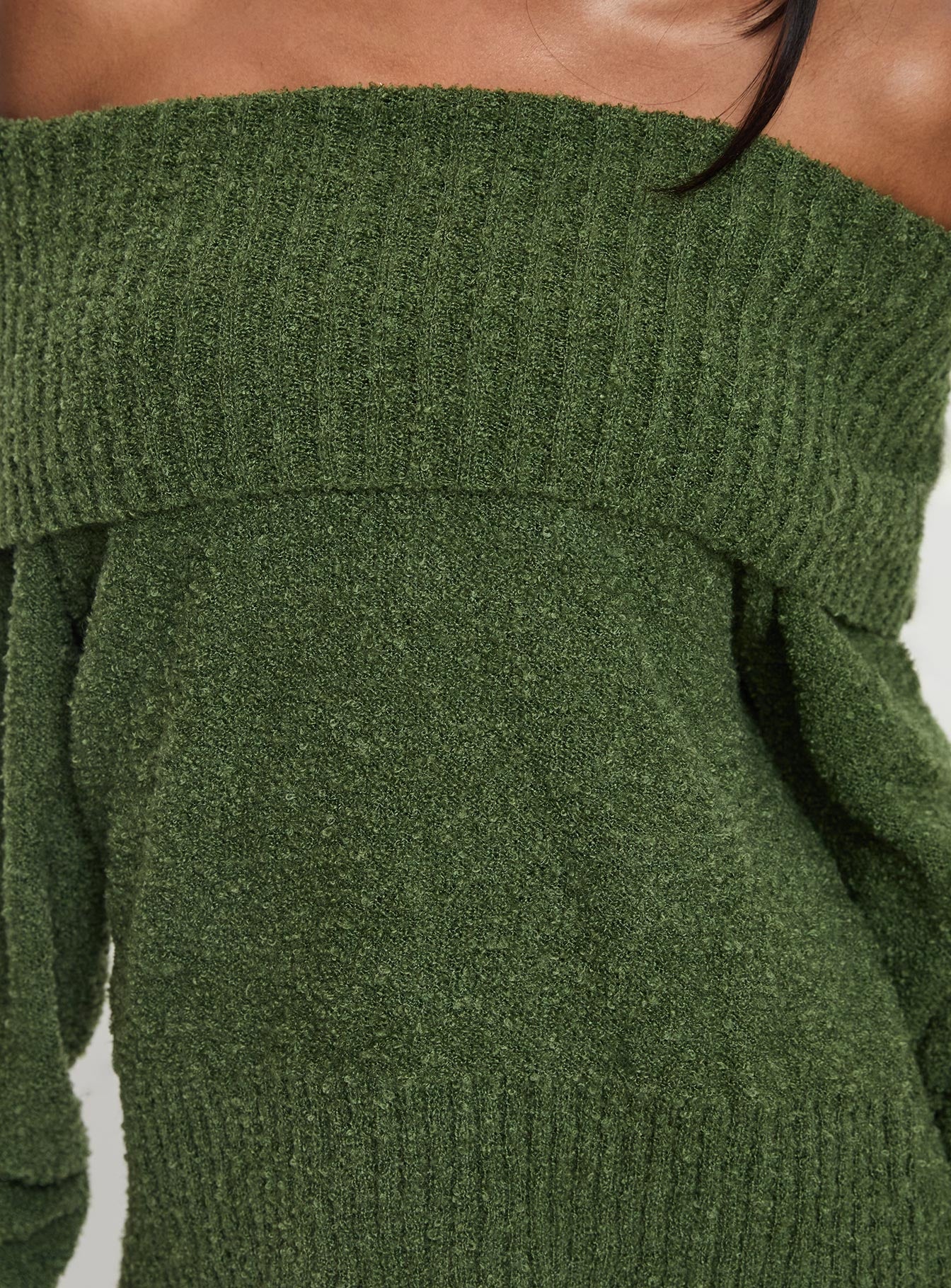 Parkley Boucle Off The Shoulder Sweater Olive Sale Footlocker