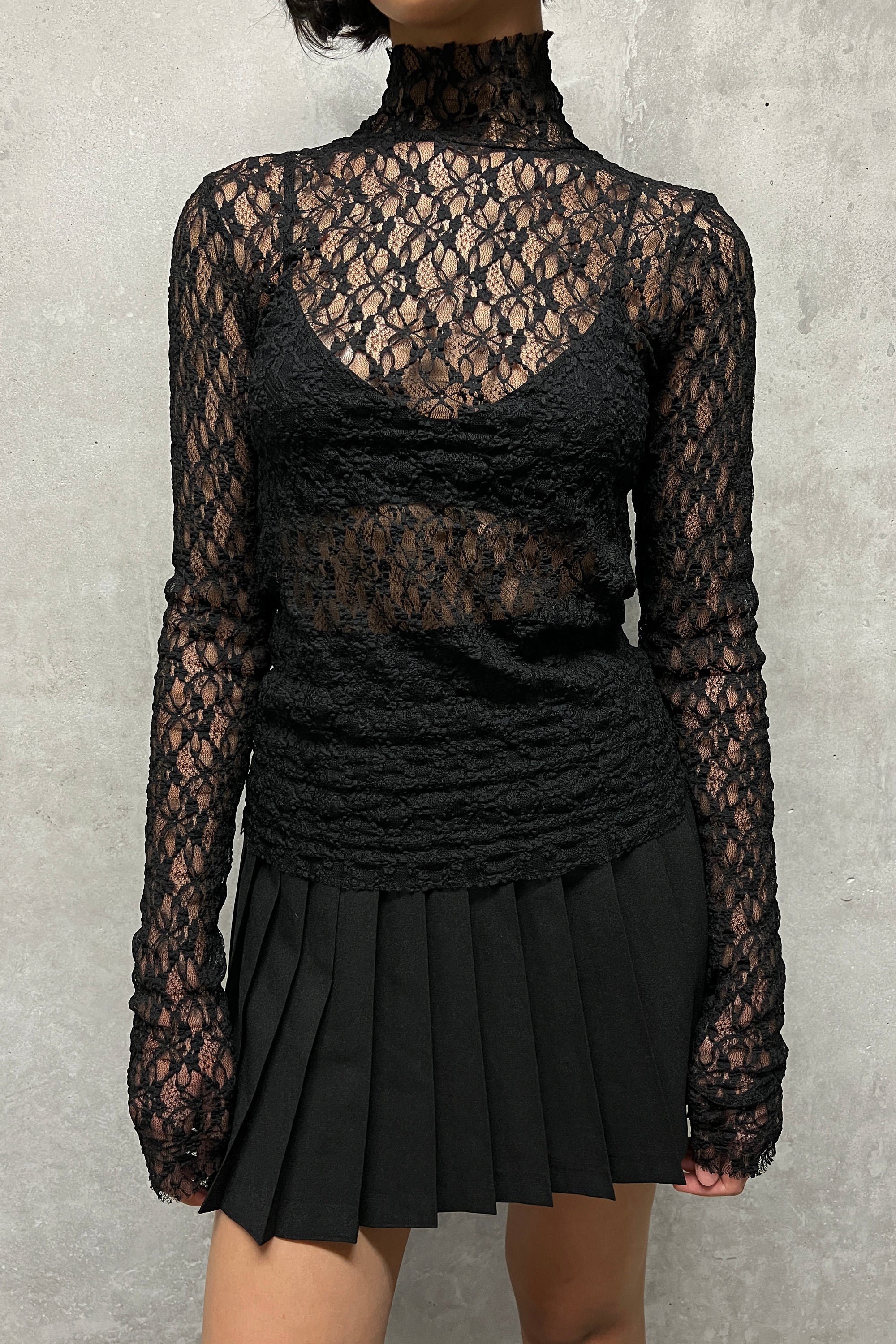 MOCKNECK LACE MESH TOP Best Pices