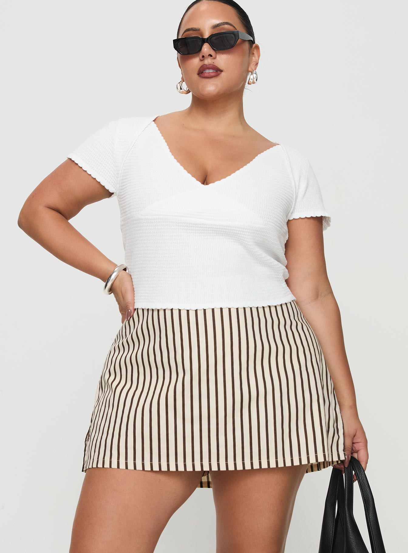 Gigi Skort Beige Stripe Curve Discount Eastbay