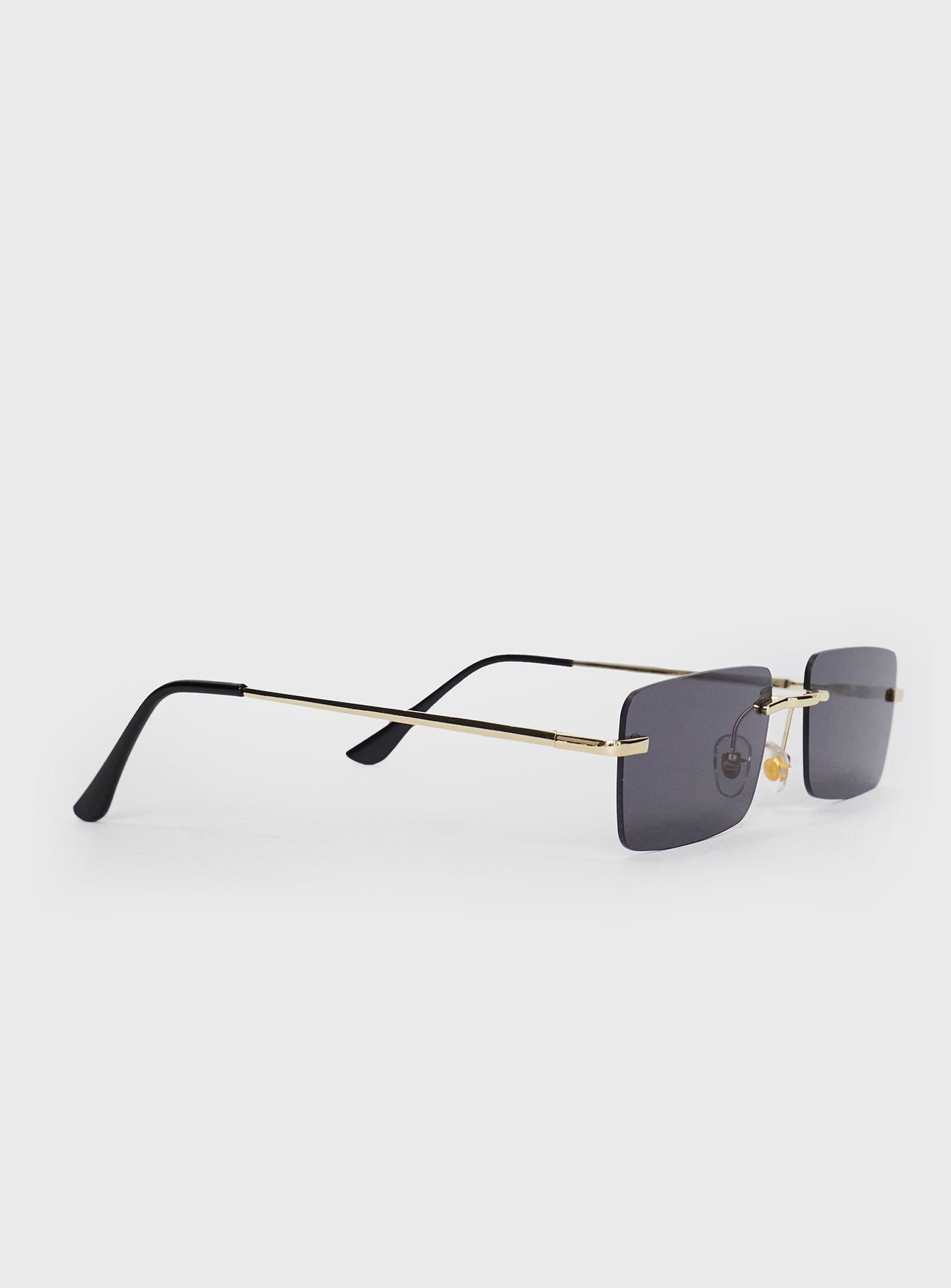 Indi Sunglasses Black / Gold Countdown Package Cheap Online