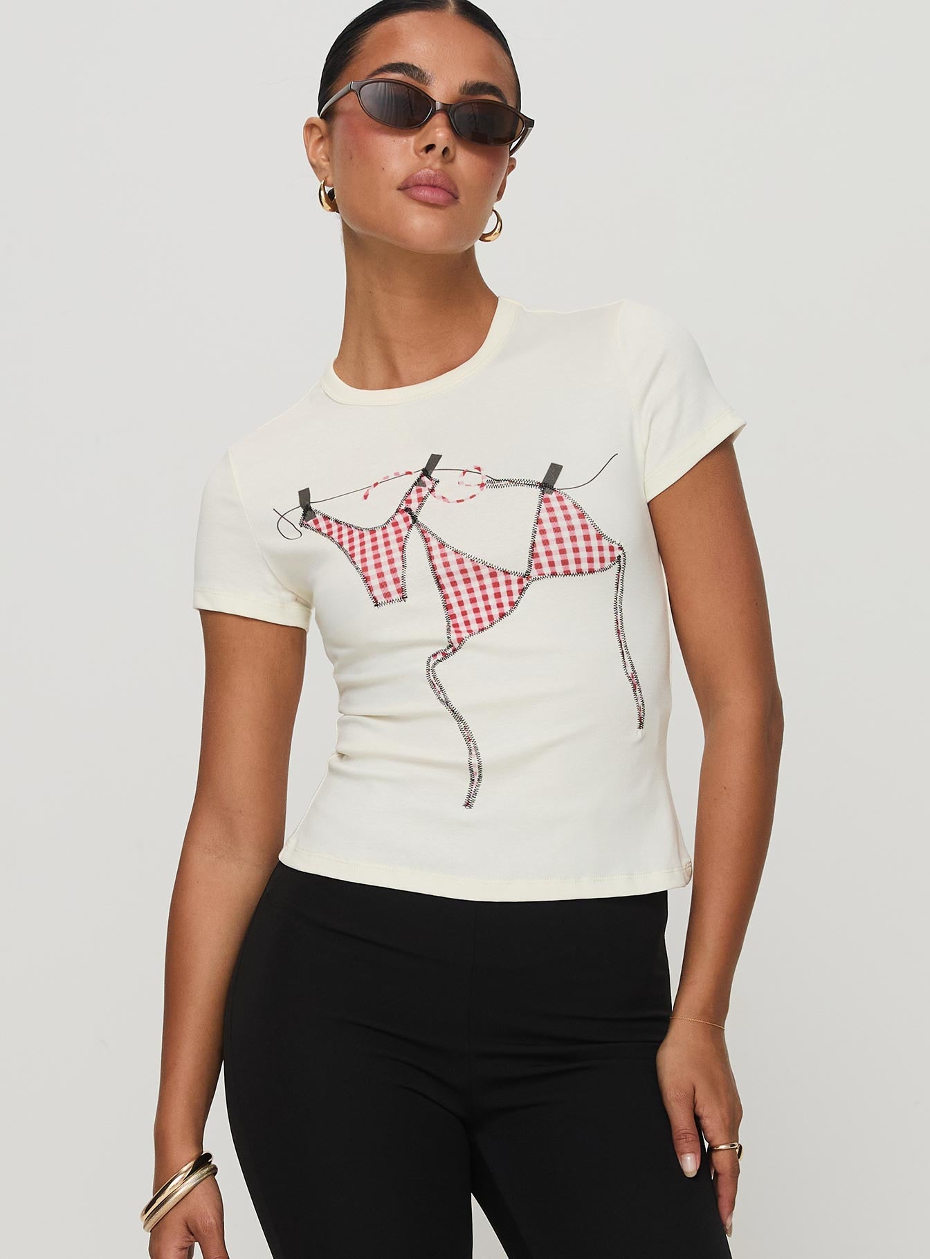 By The Seaside Graphic Top Cream 2025 Newest Cheap Online