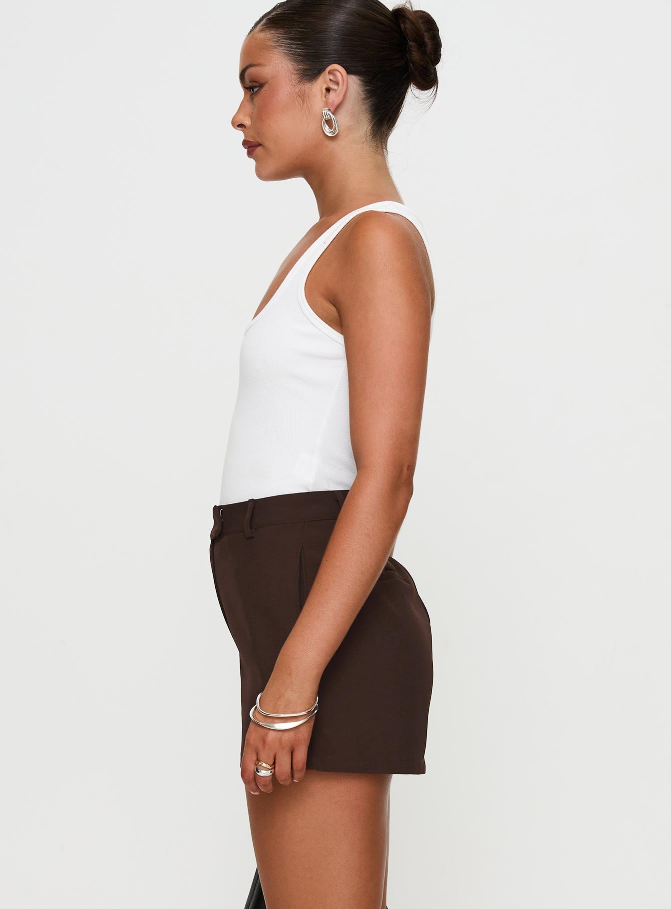 Ellerie Tailored Shorts Chocolate Best Place Online