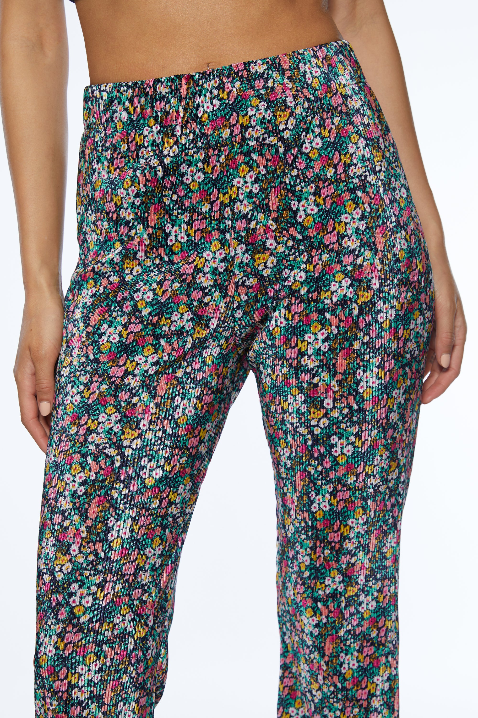 PLEATED FLORAL PANT Wholesale Pice