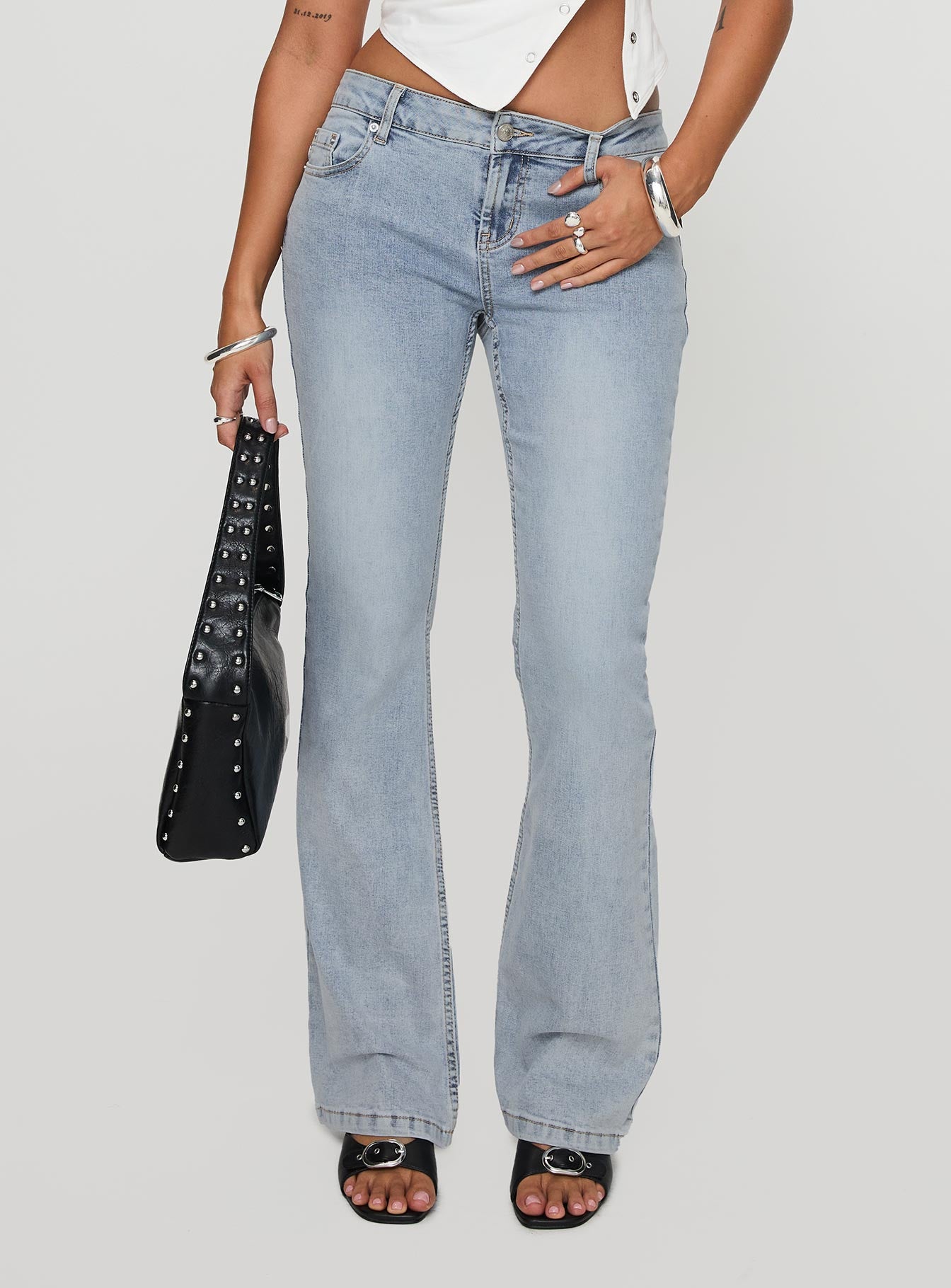 Bethany Bootleg Low Rise Jeans Light Wash In China