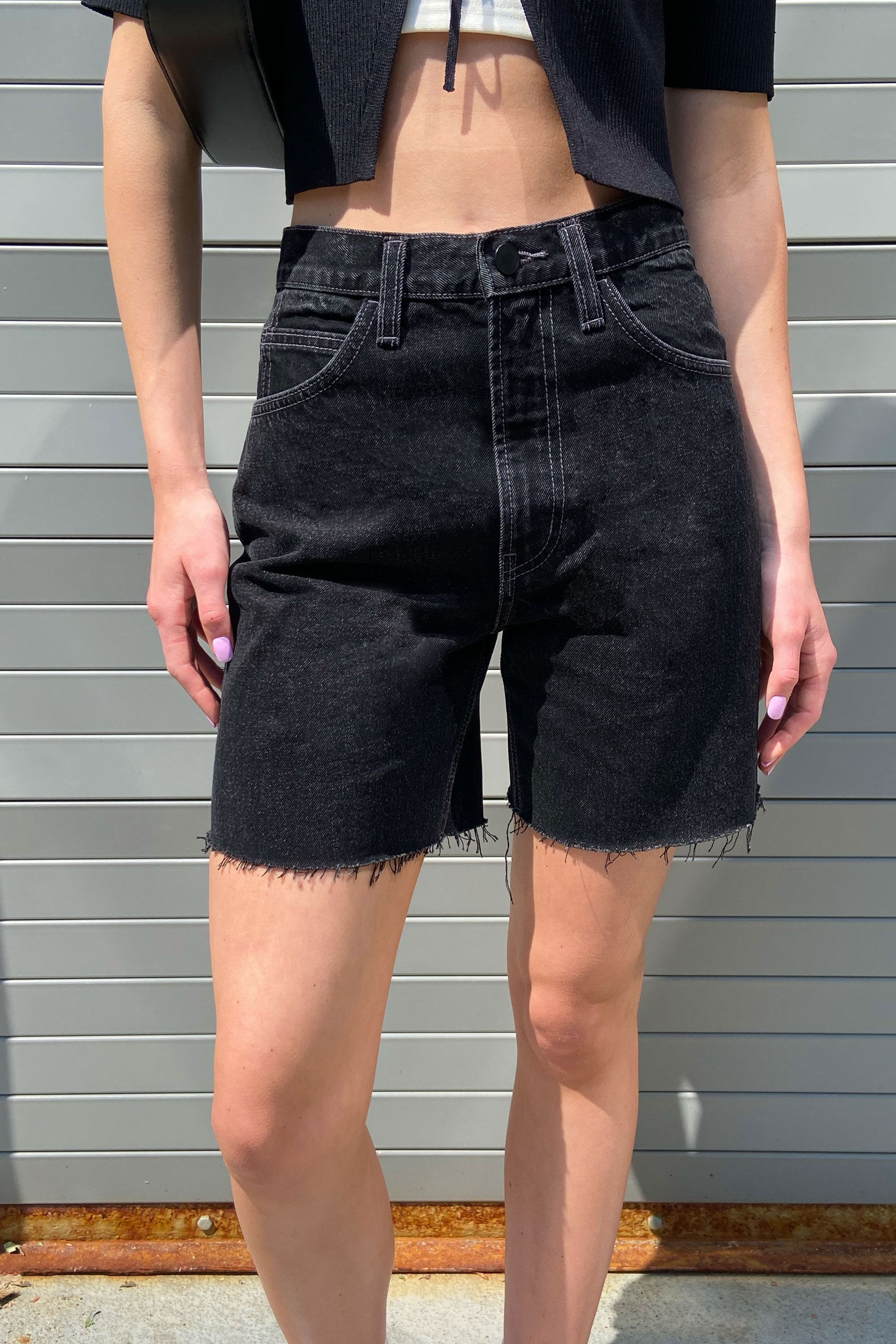 MID THIGH BLACK JEAN SHORT Nicekicks Cheap Pice