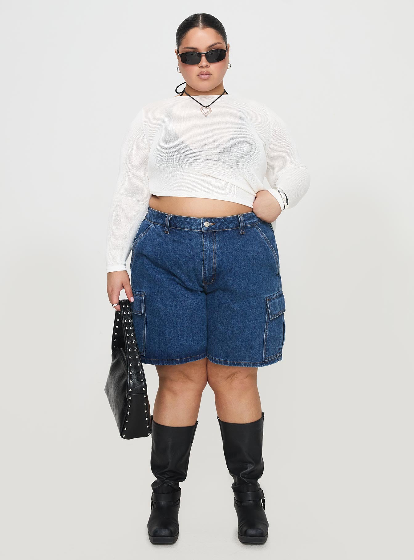 Mika Carpenter Denim Shorts Mid Wash Curve Outlet Clearance Store