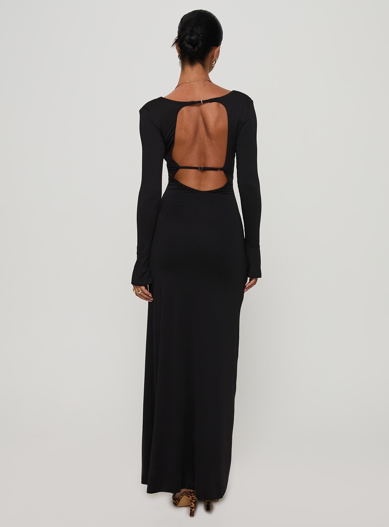 Lezure Plunge Long Sleeve Maxi Dress Black Cost Cheap Online