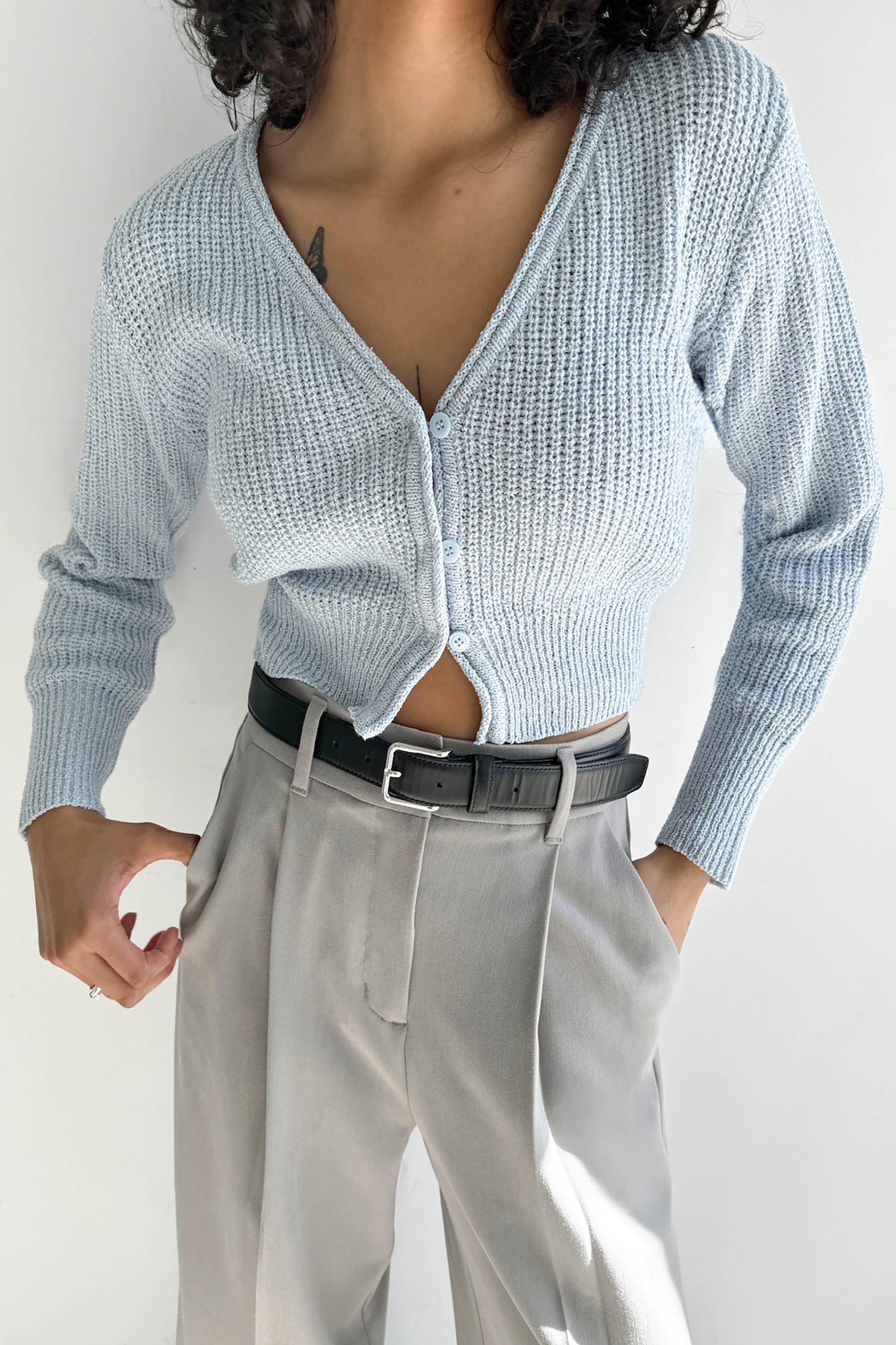 RIBBED BUTTON-FRONT CROPPED CARDIGAN Limited Edition