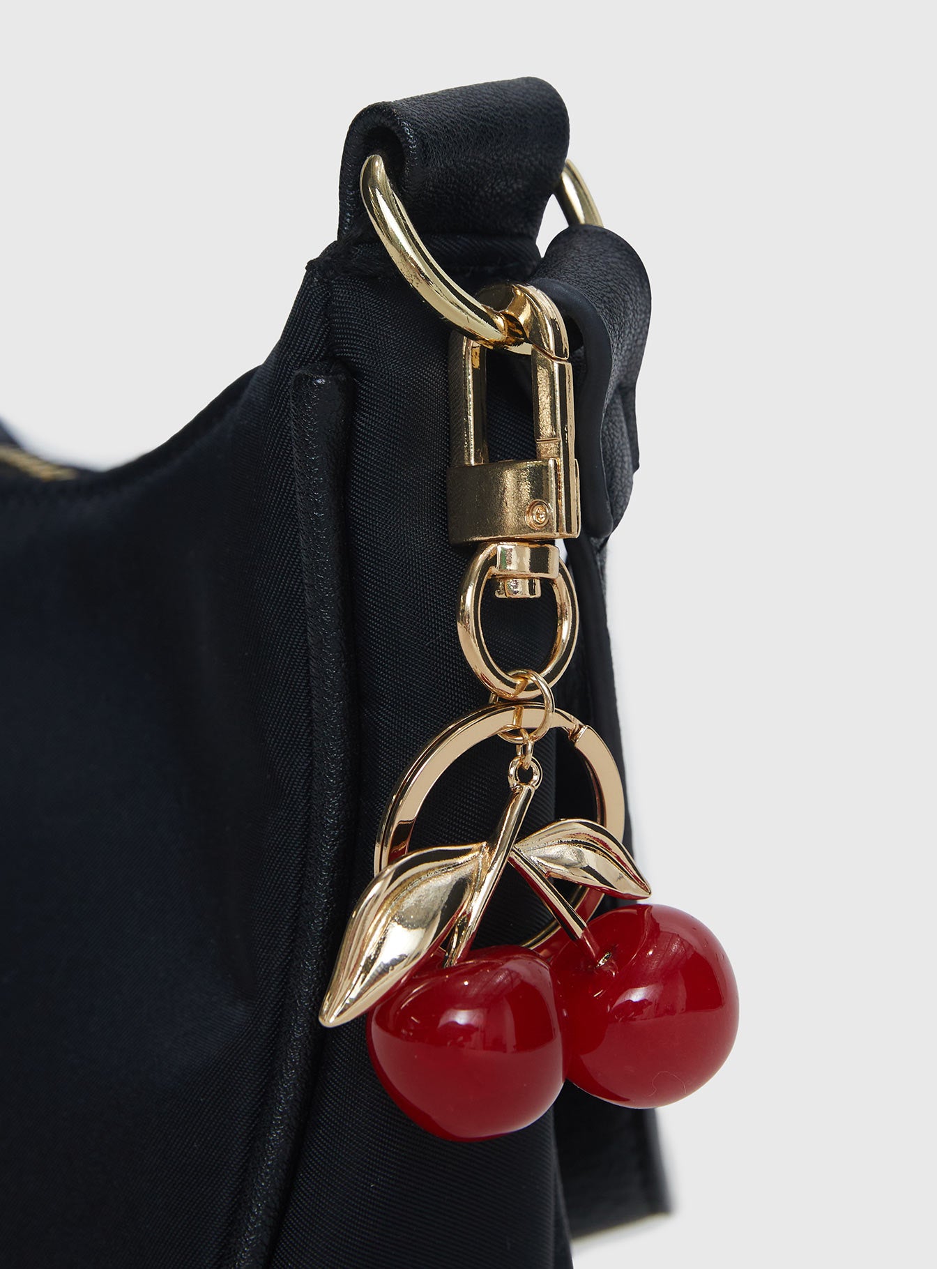 Cherry Berry Key Chain Gold Buy Cheap Brand New Unisex