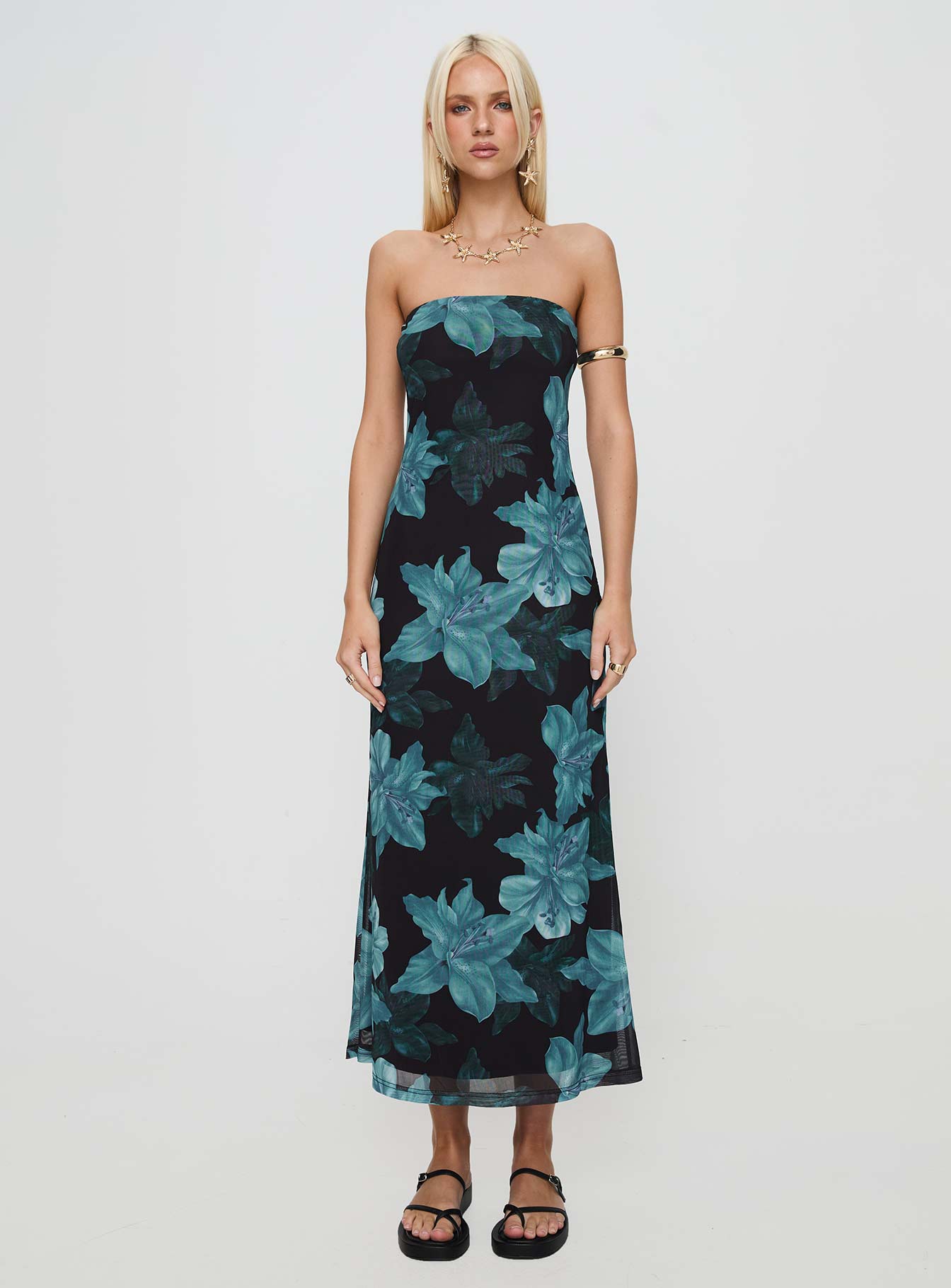 Celik Maxi Dress Black / Blue Floral Buy Cheap Big Sale